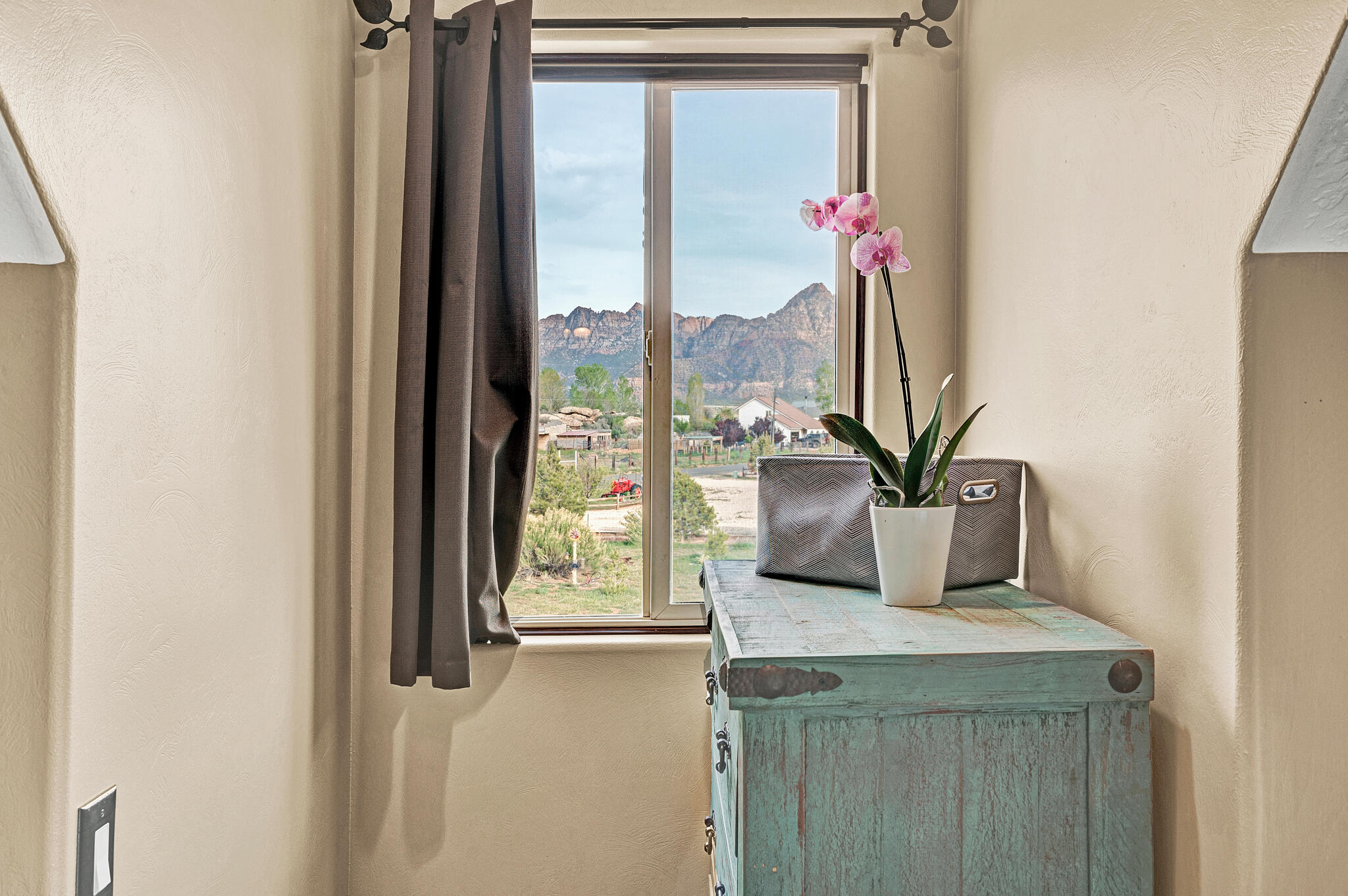 APPLE VALLEY RANCH - Residential