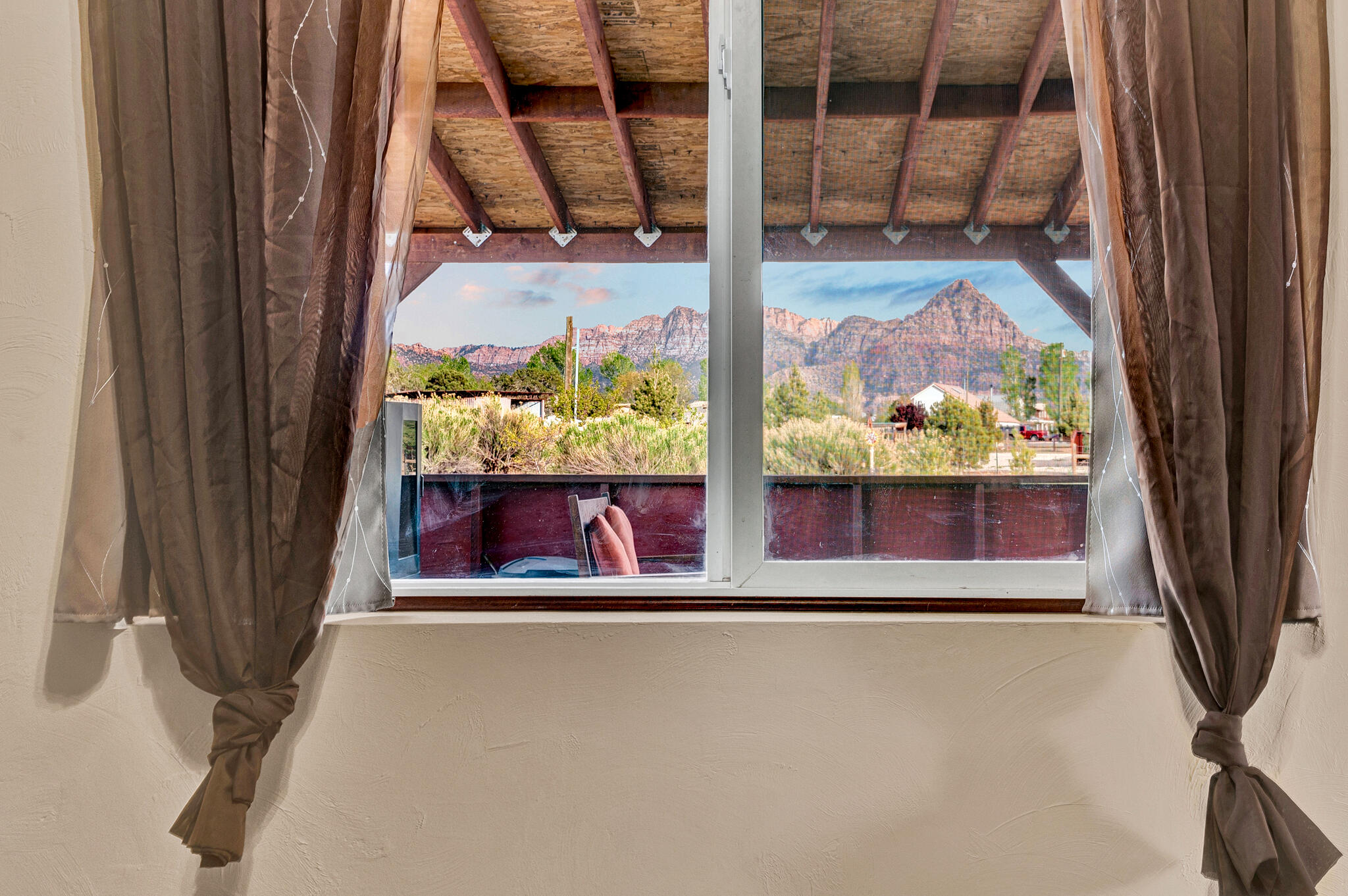 APPLE VALLEY RANCH - Residential