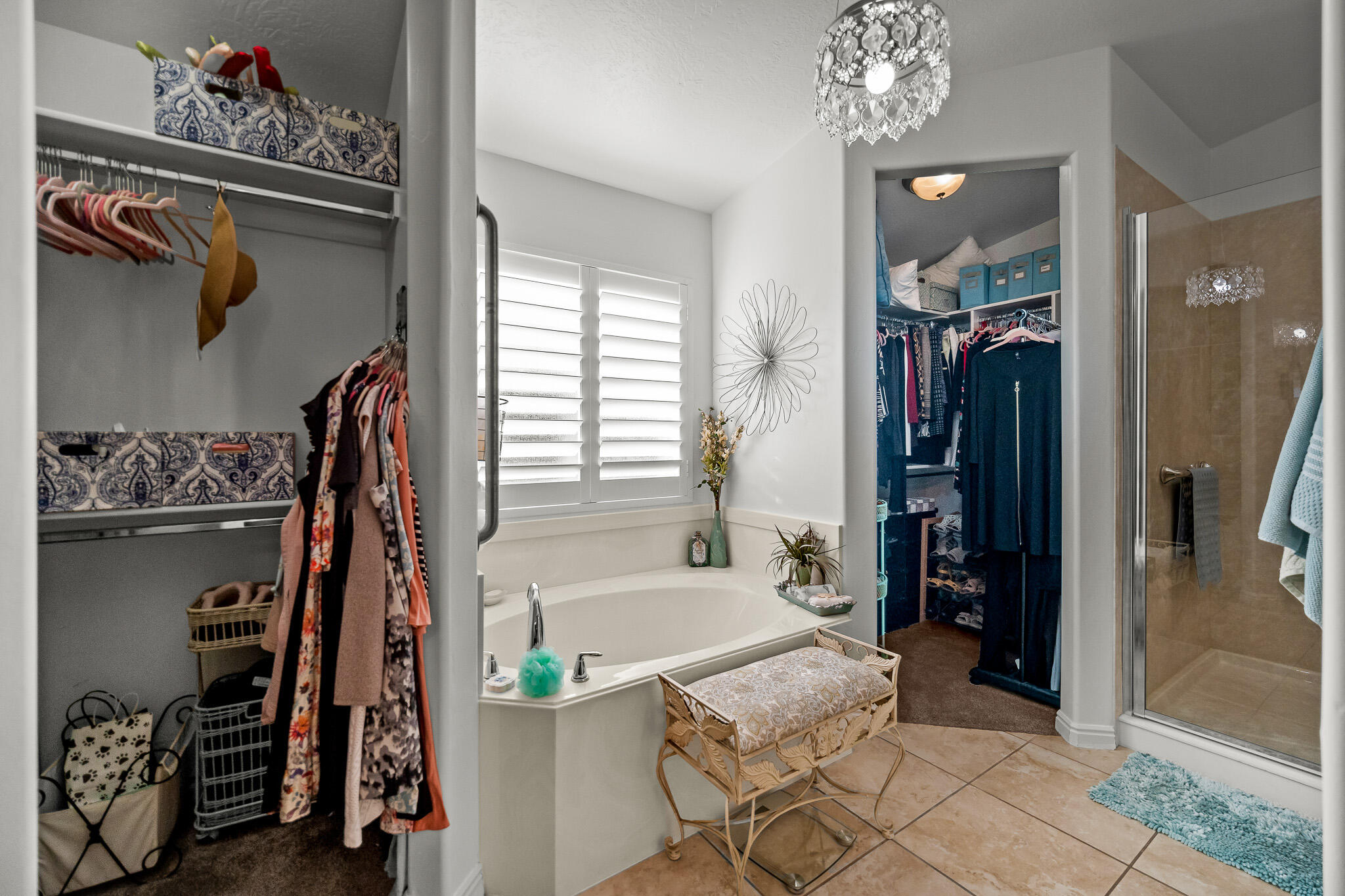 DESERT ROSE - Residential