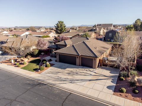 Tiny photo for 328 E Desert Gardens LN, Ivins, UT 84738 (MLS # 26-270272)