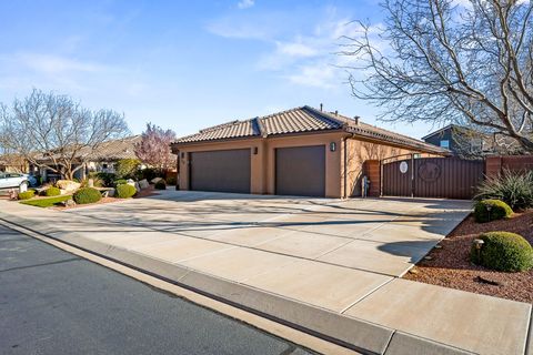 Tiny photo for 328 E Desert Gardens LN, Ivins, UT 84738 (MLS # 26-270272)