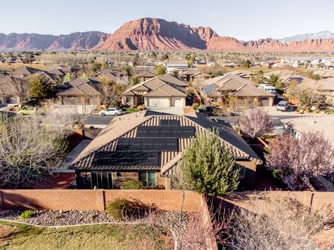 Tiny photo for 328 E Desert Gardens LN, Ivins, UT 84738 (MLS # 26-270272)