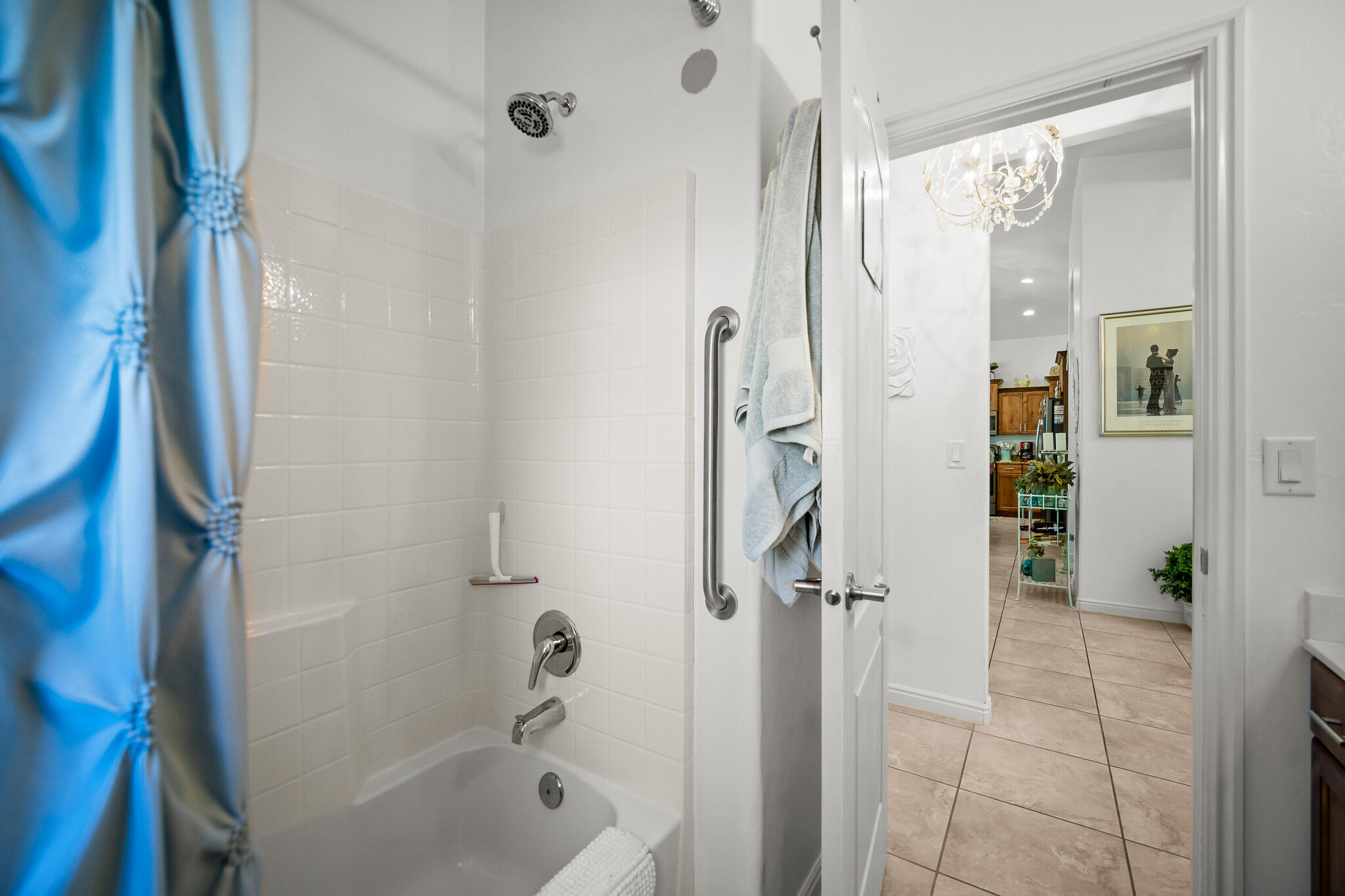 DESERT ROSE - Residential