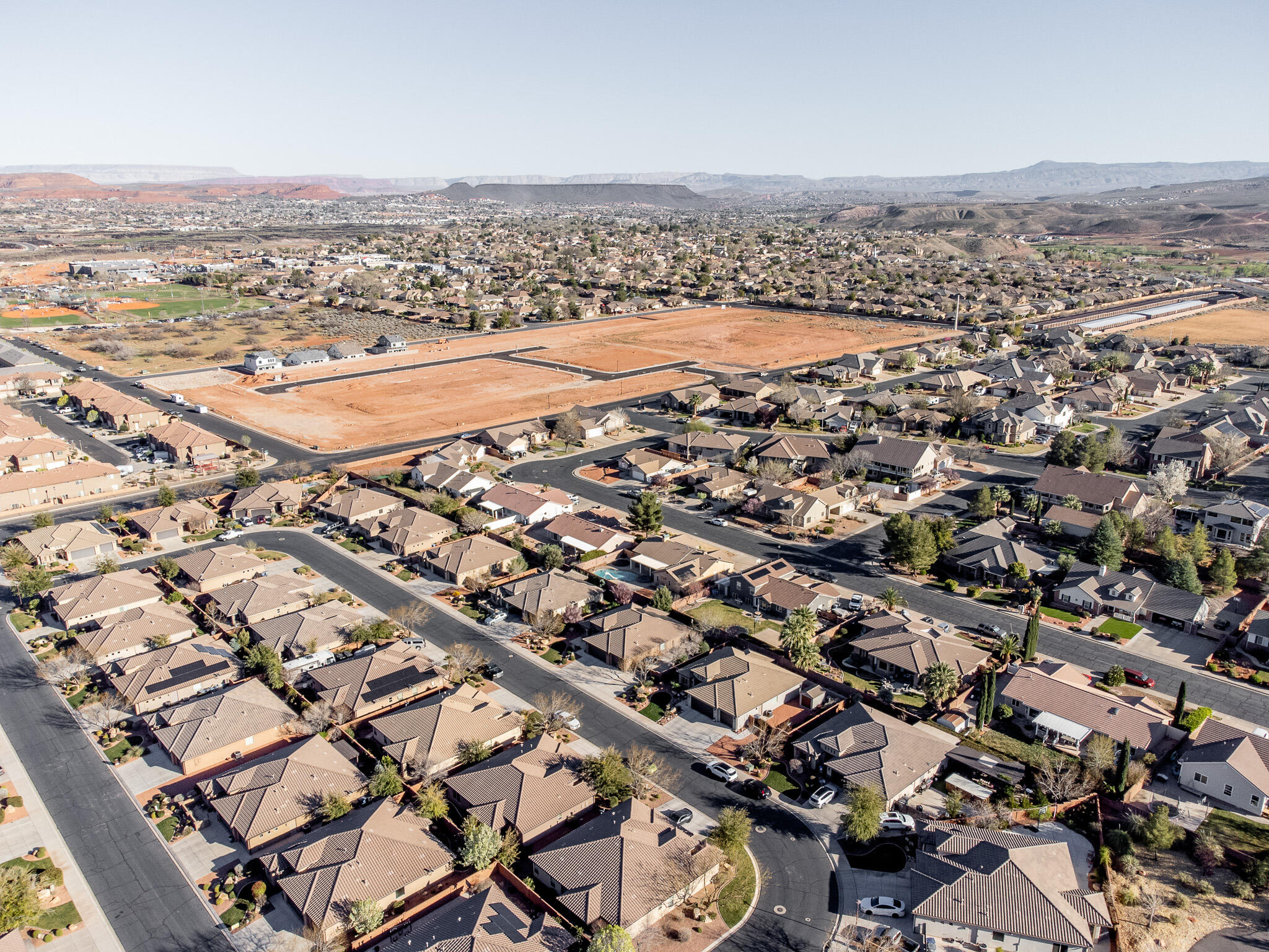DESERT ROSE - Residential