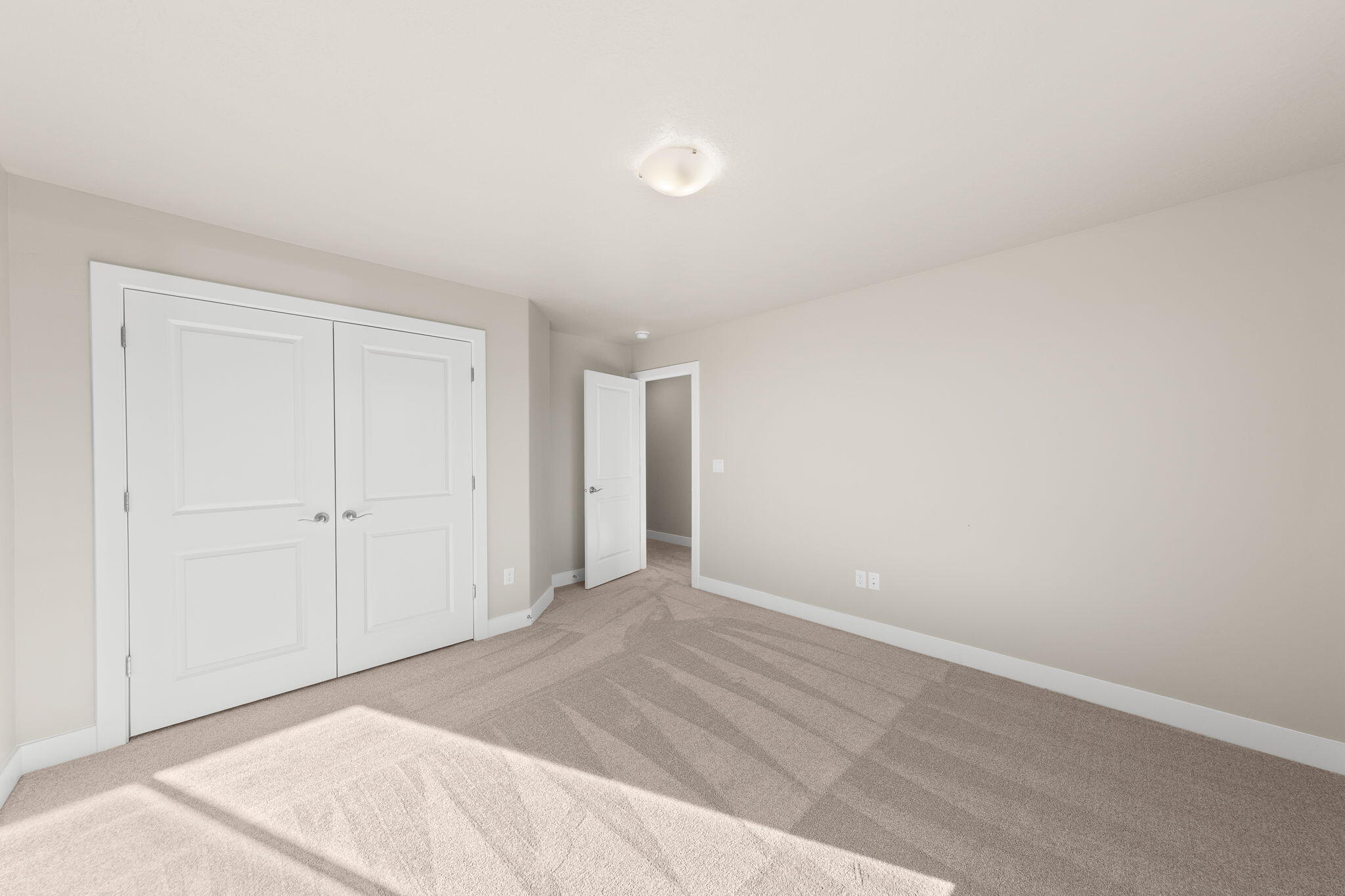 HURRICANE HEIGHTS TOWNHOMES - Residential