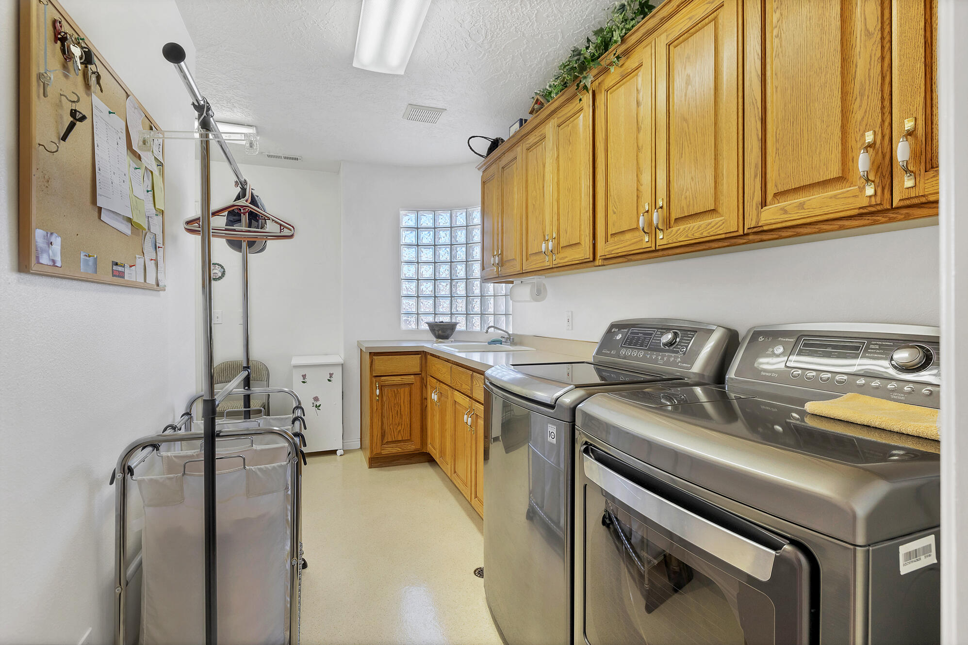 ARROWHEAD MESA - Residential