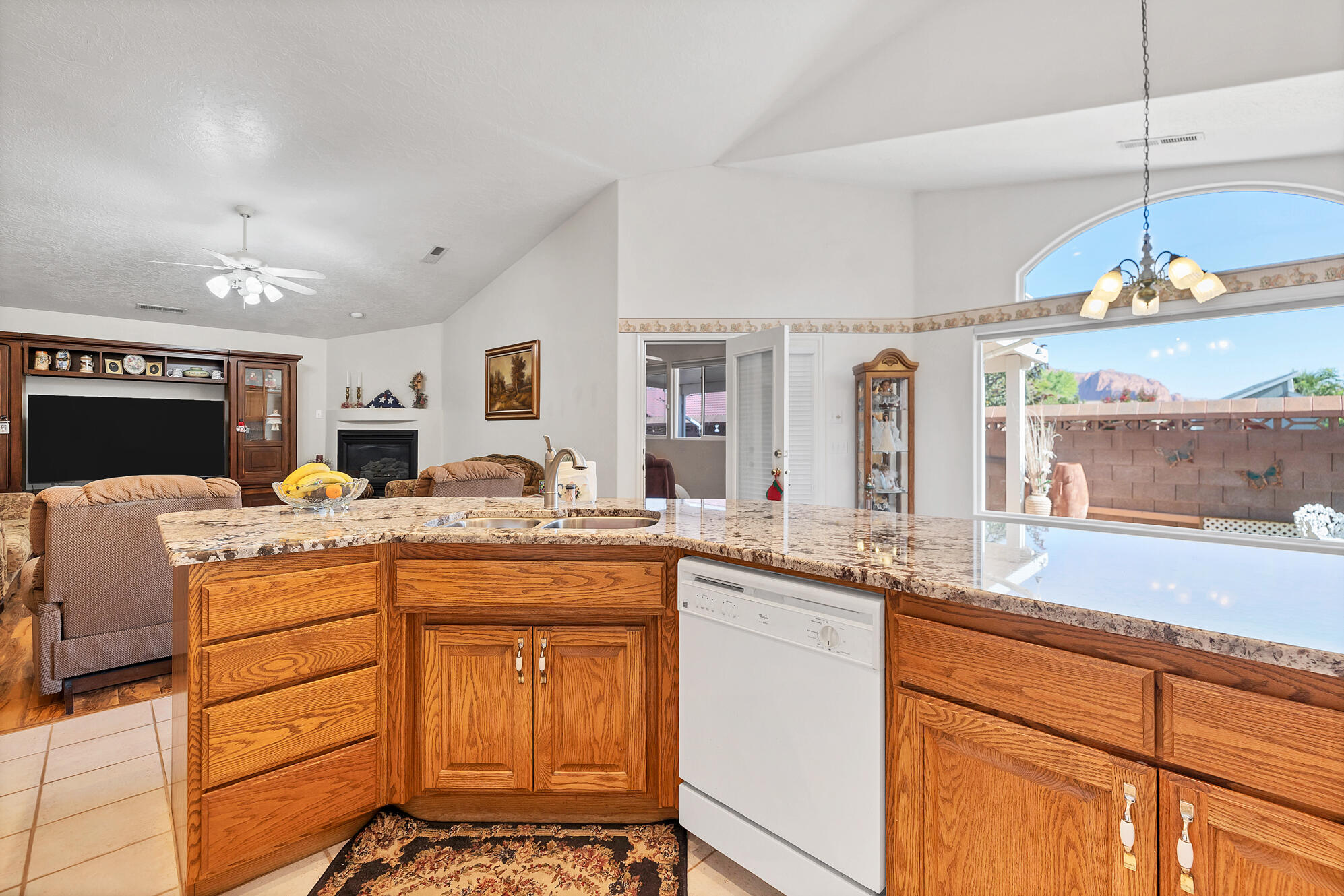 ARROWHEAD MESA - Residential