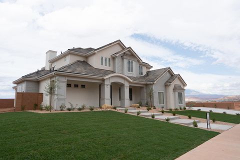 Tiny photo for 3174 Walnut Canyon DR, Washington, UT 84780 (MLS # 25-266109)