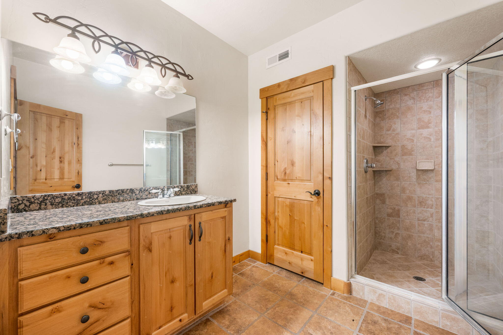 EAST RIDGE - Residential