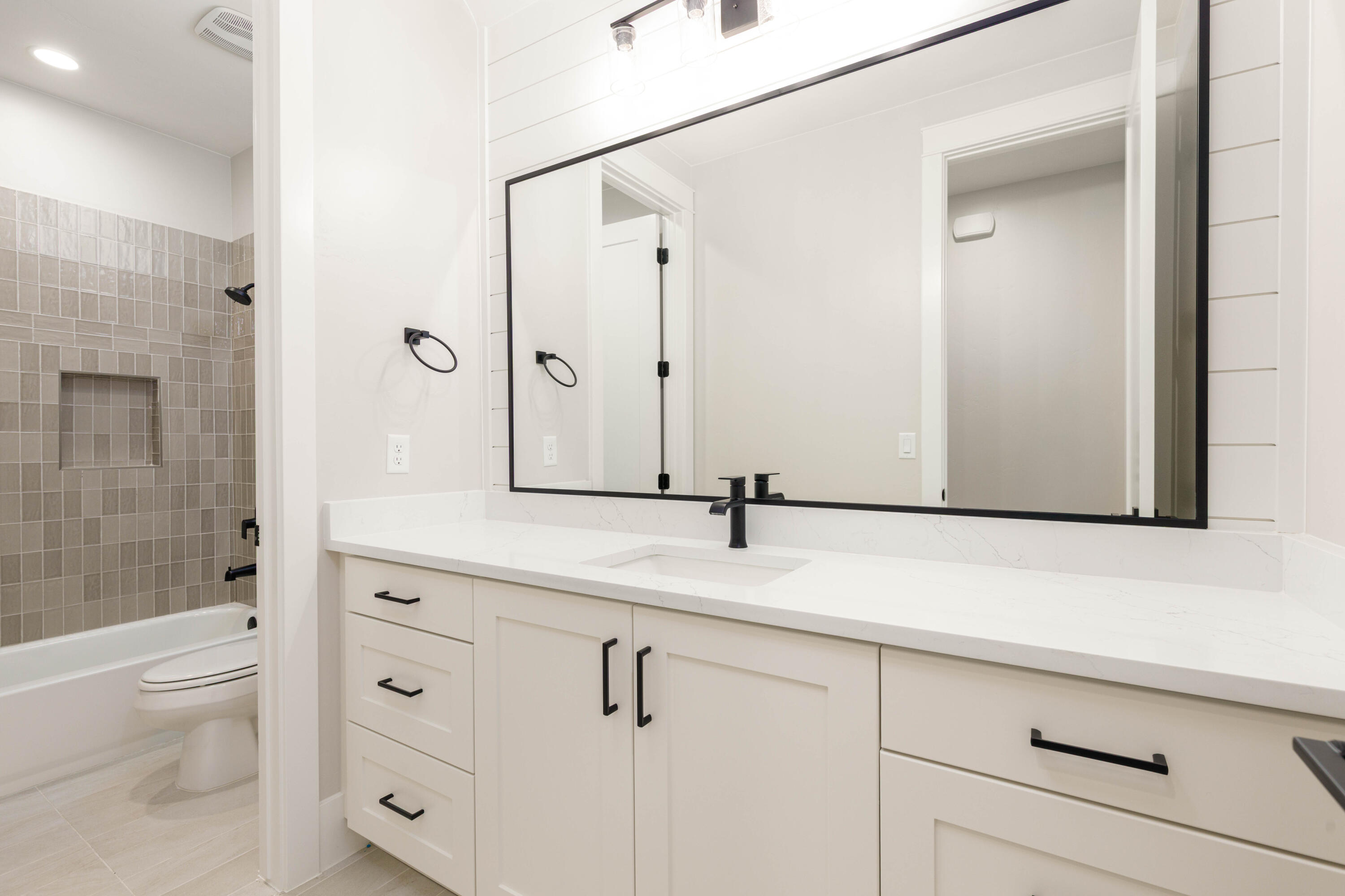 RED MESA AT SUNRISE VALLEY - Residential