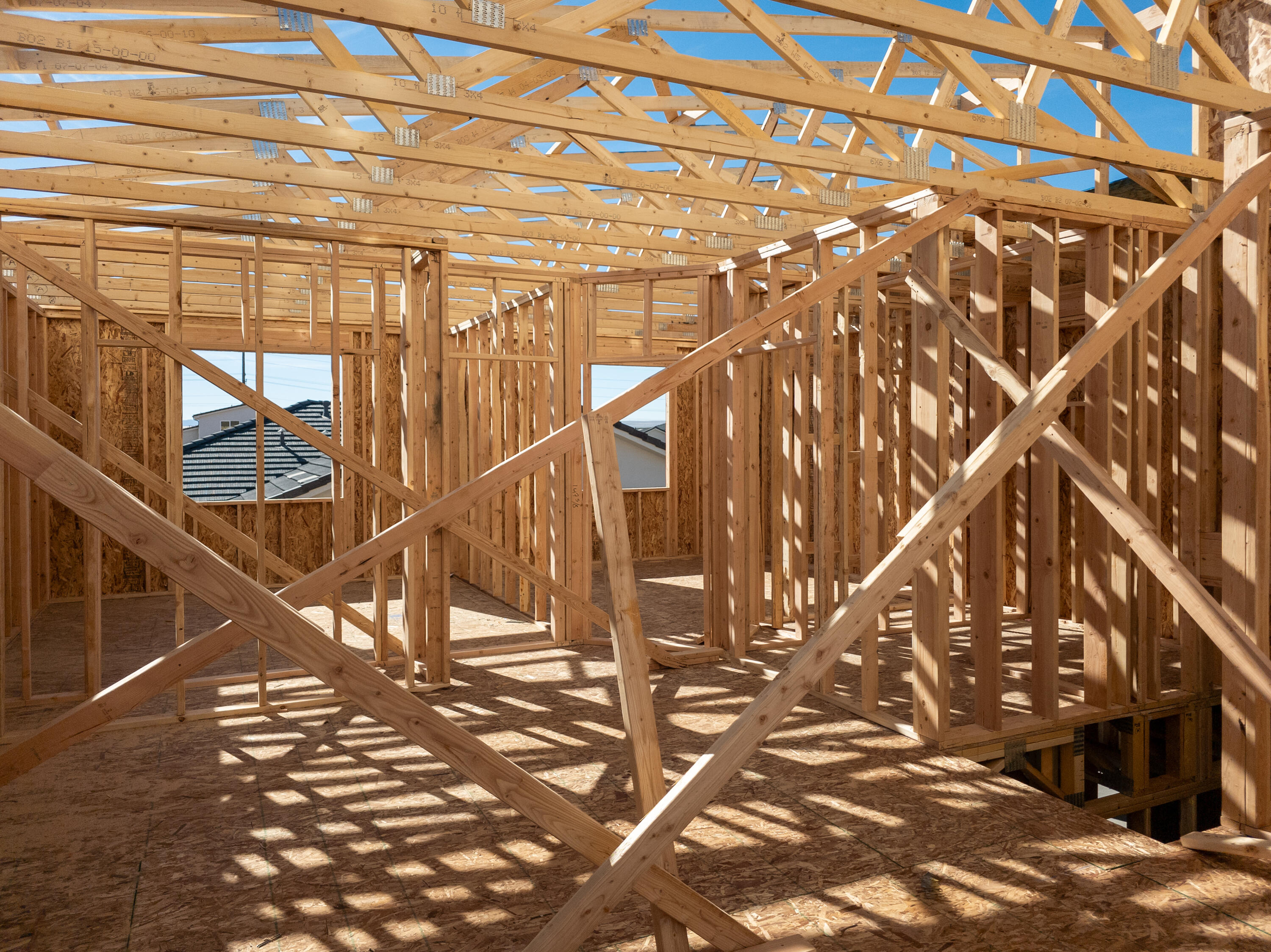 PEREGRINE POINTE WEST - Residential