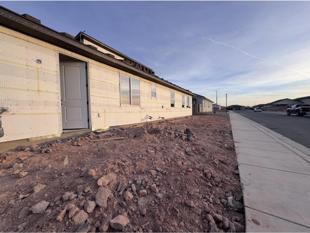 PEREGRINE POINTE WEST - Residential