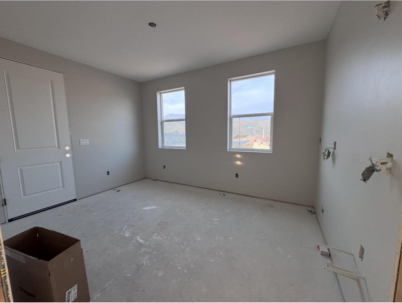 PEREGRINE POINTE WEST - Residential