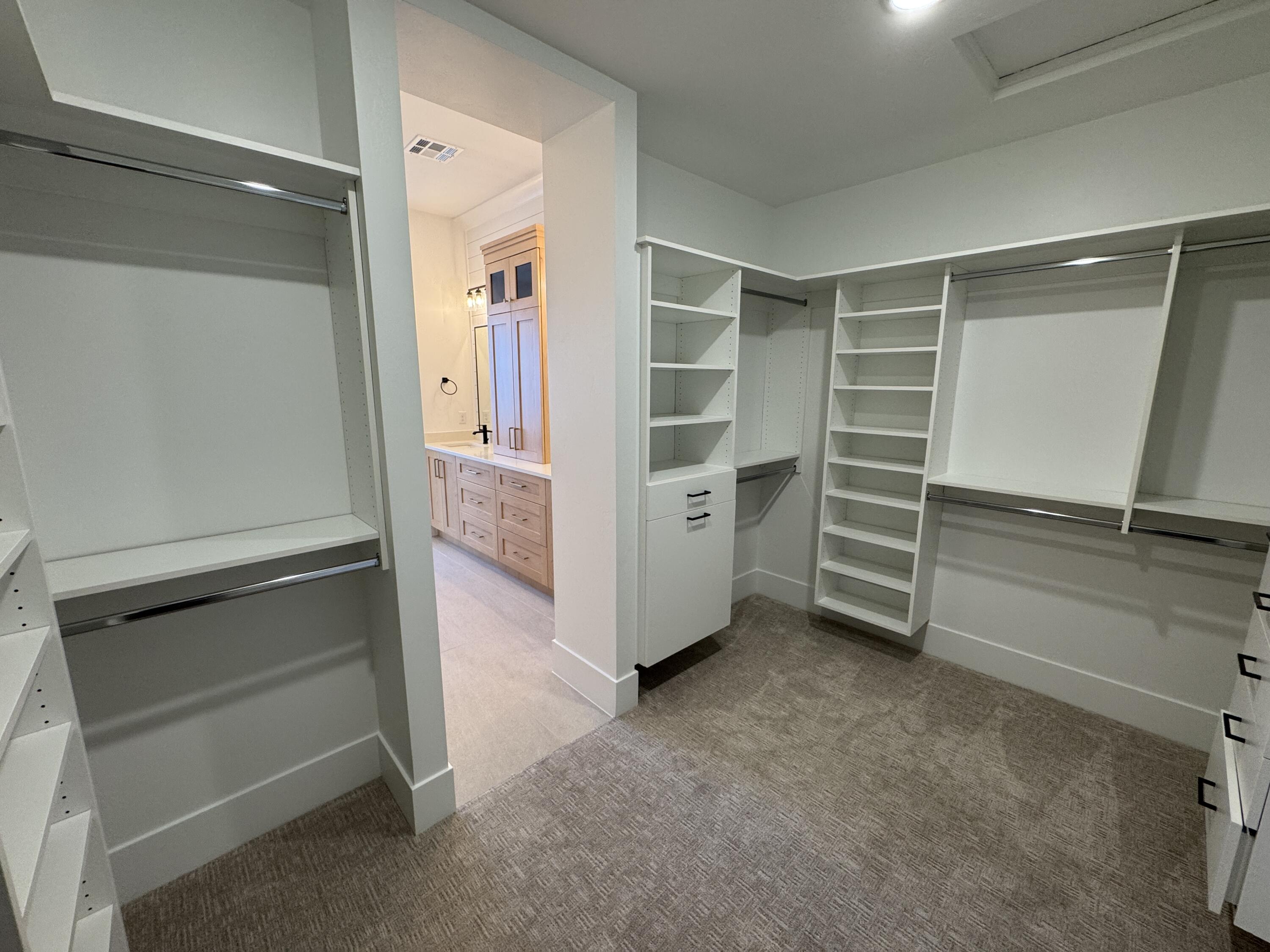 MOORLAND PARK - Residential