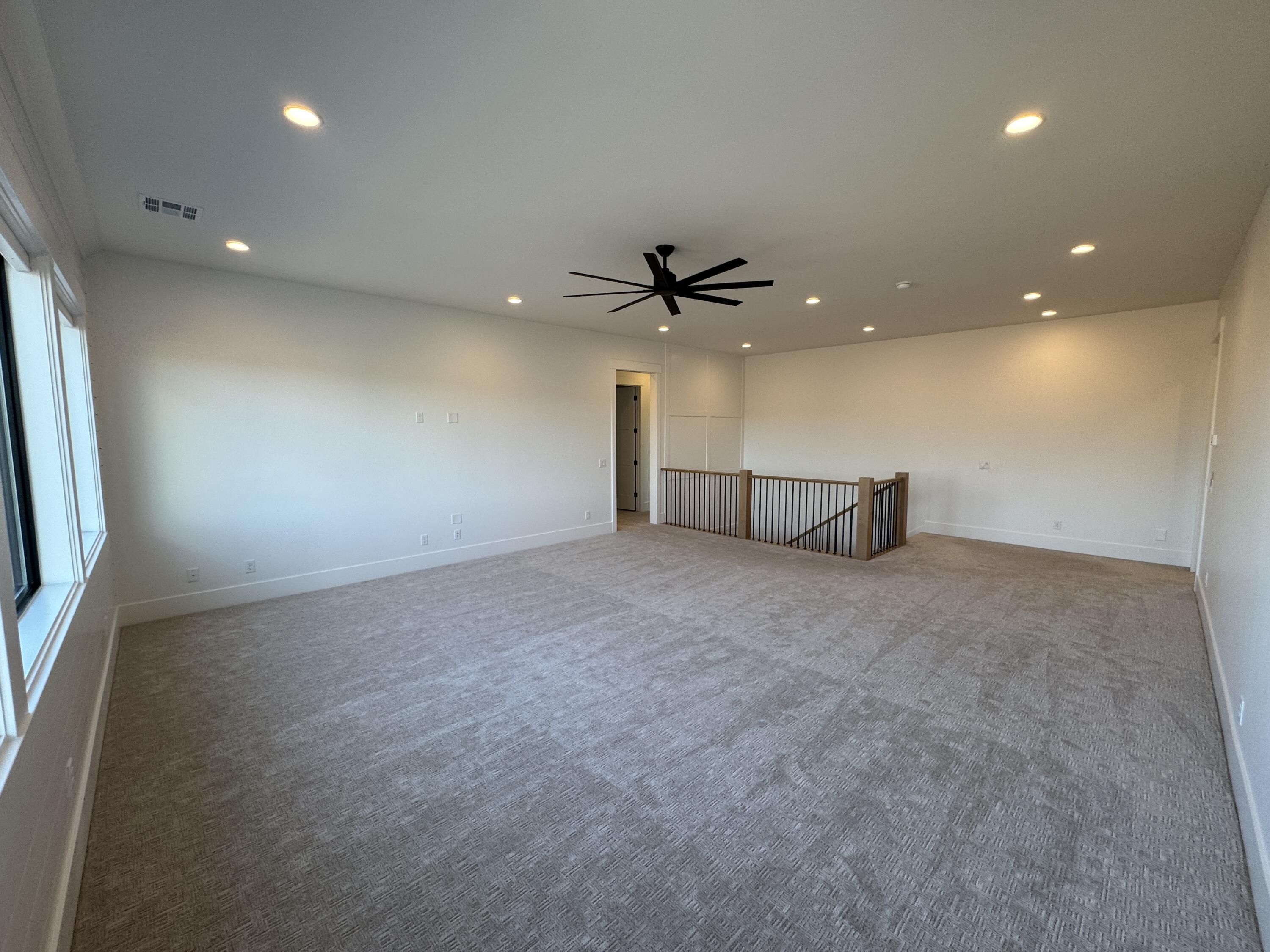 MOORLAND PARK - Residential