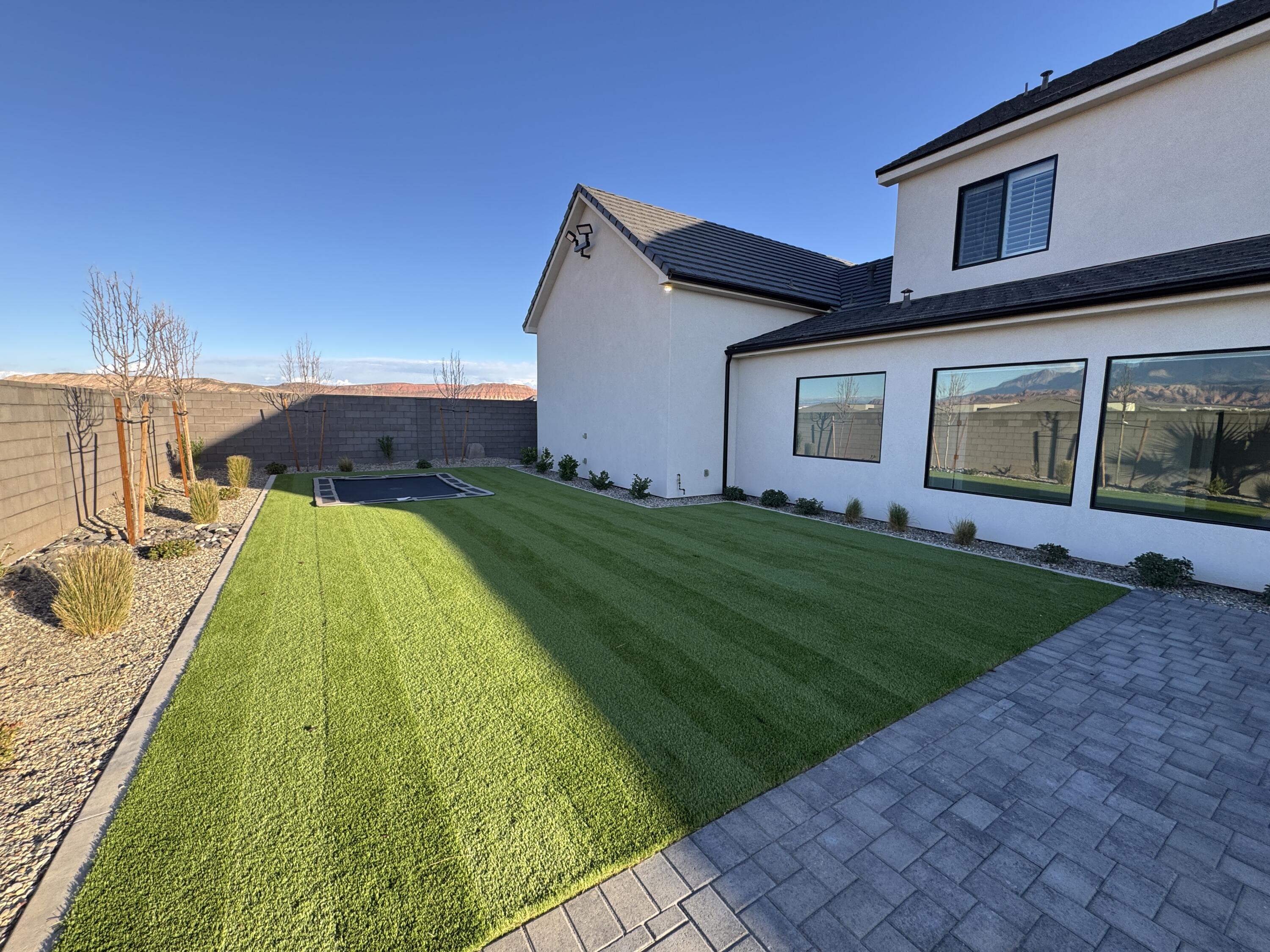 MOORLAND PARK - Residential