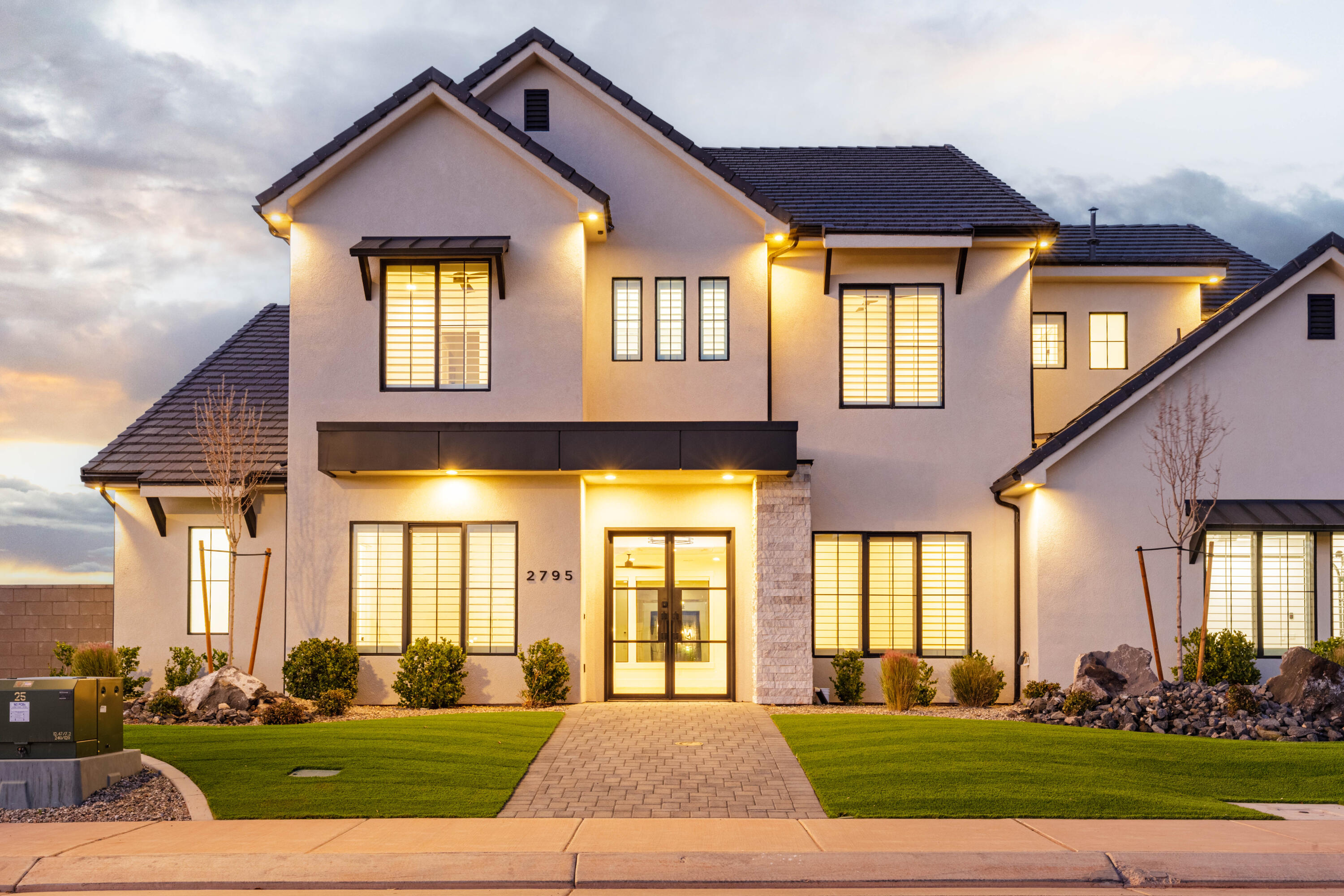 MOORLAND PARK - Residential