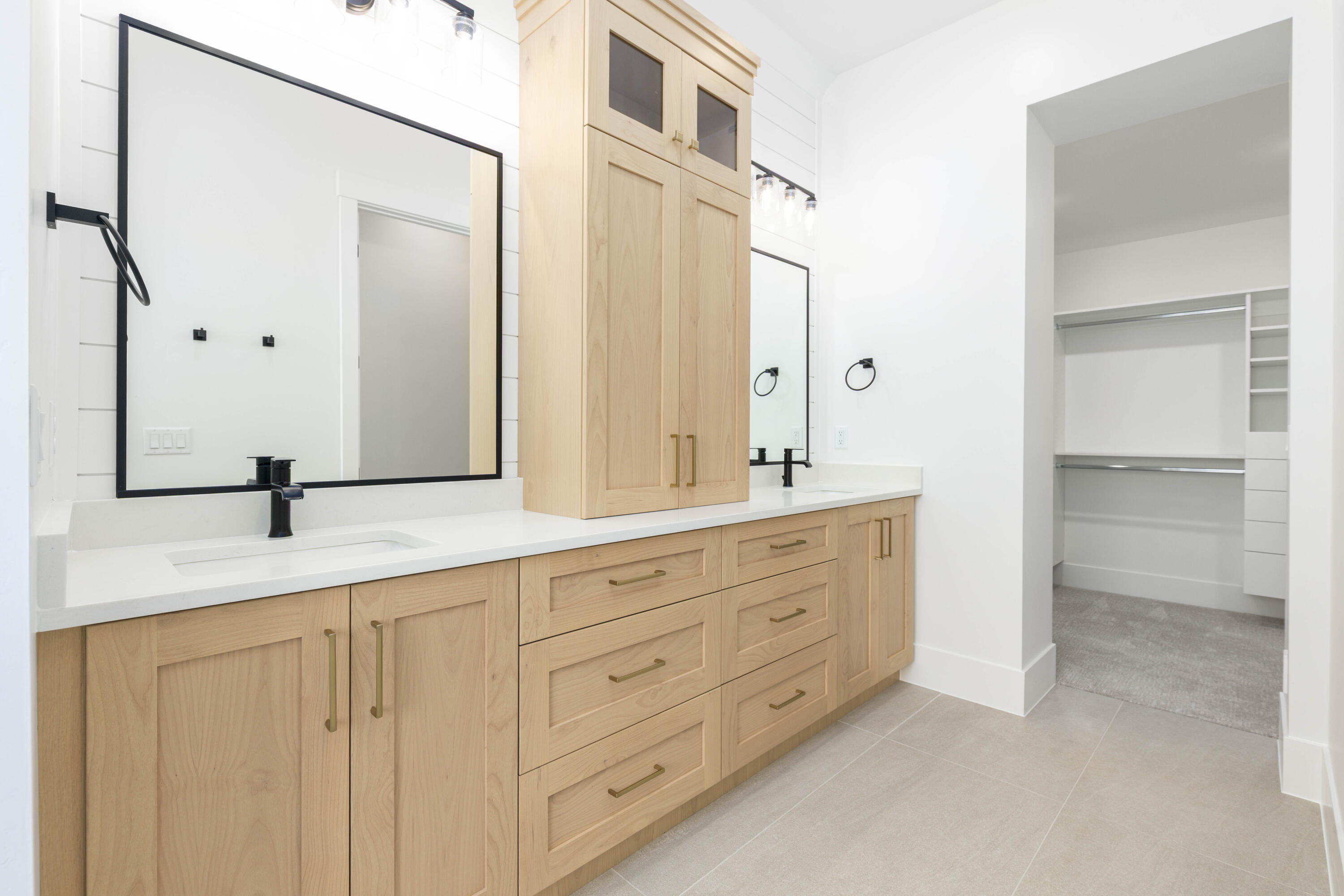 MOORLAND PARK - Residential