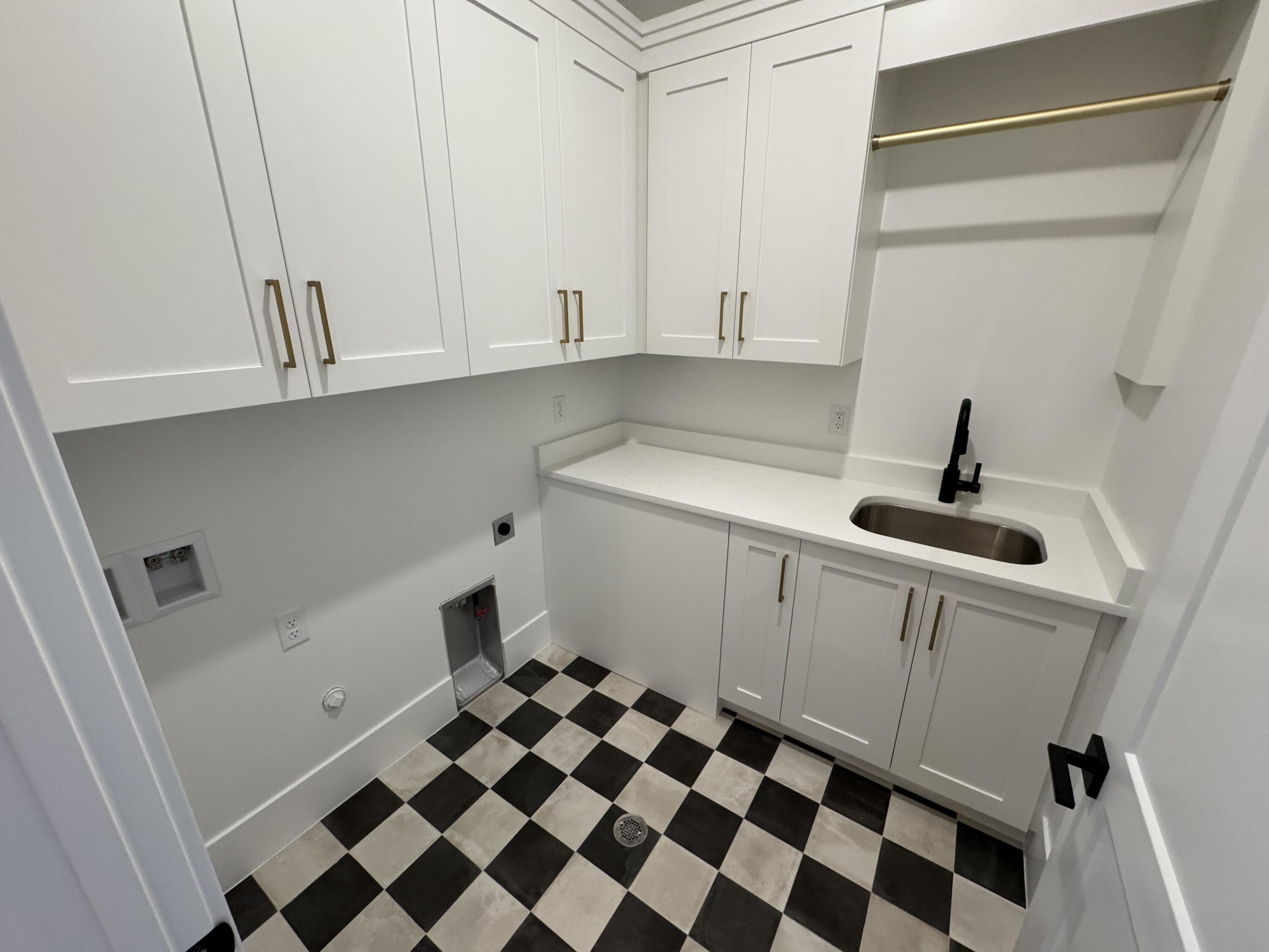 MOORLAND PARK - Residential