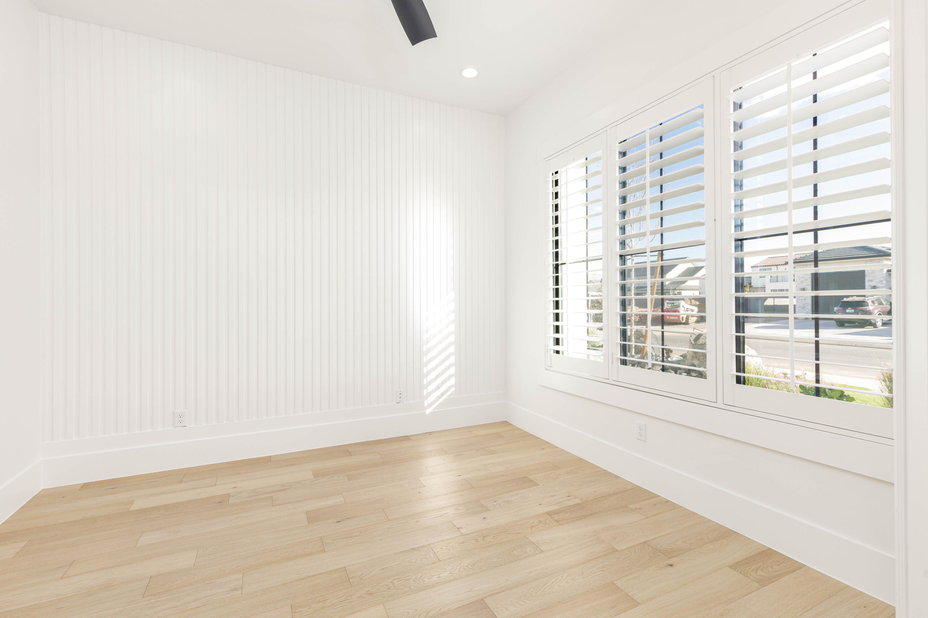 MOORLAND PARK - Residential