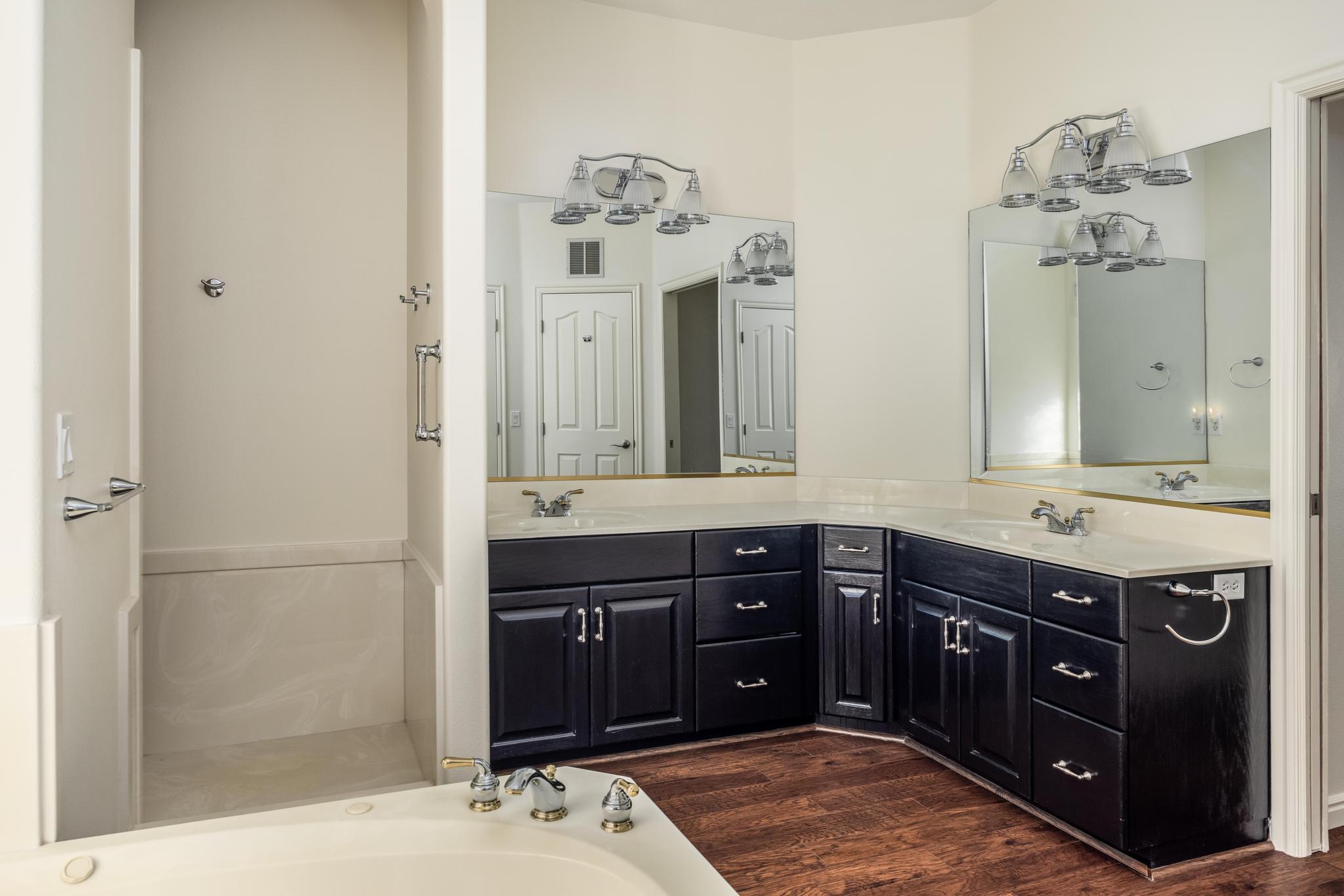 HEIGHTS WEST - Residential