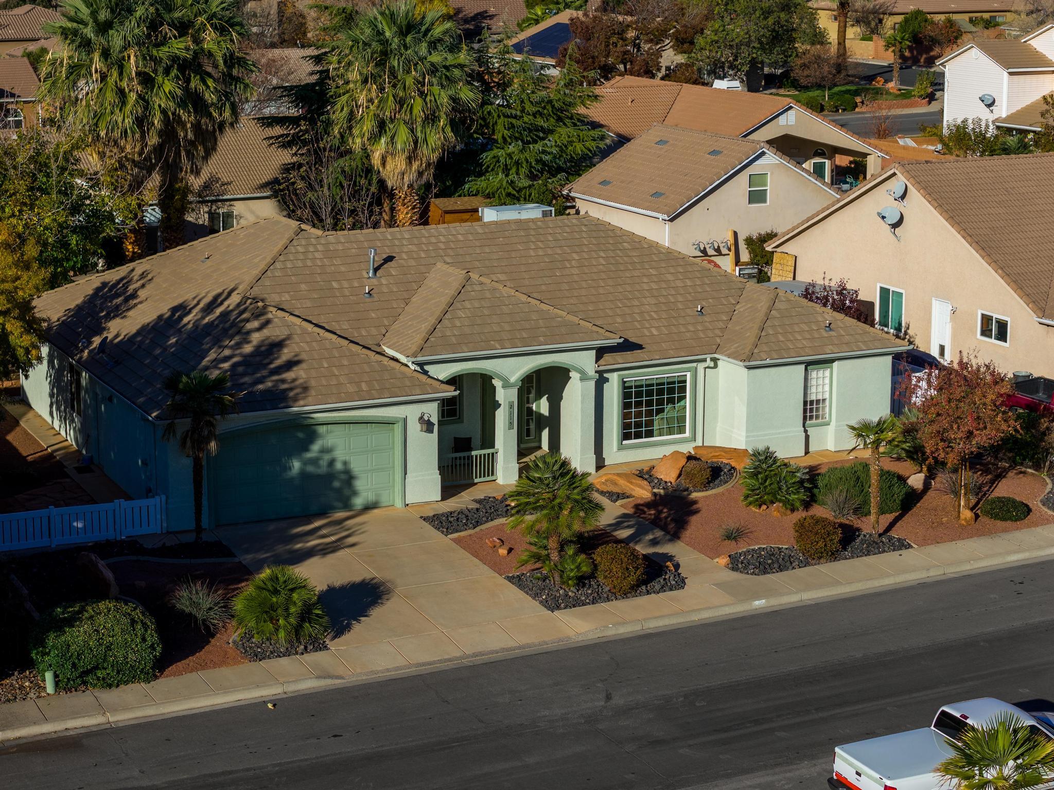 HEIGHTS WEST - Residential