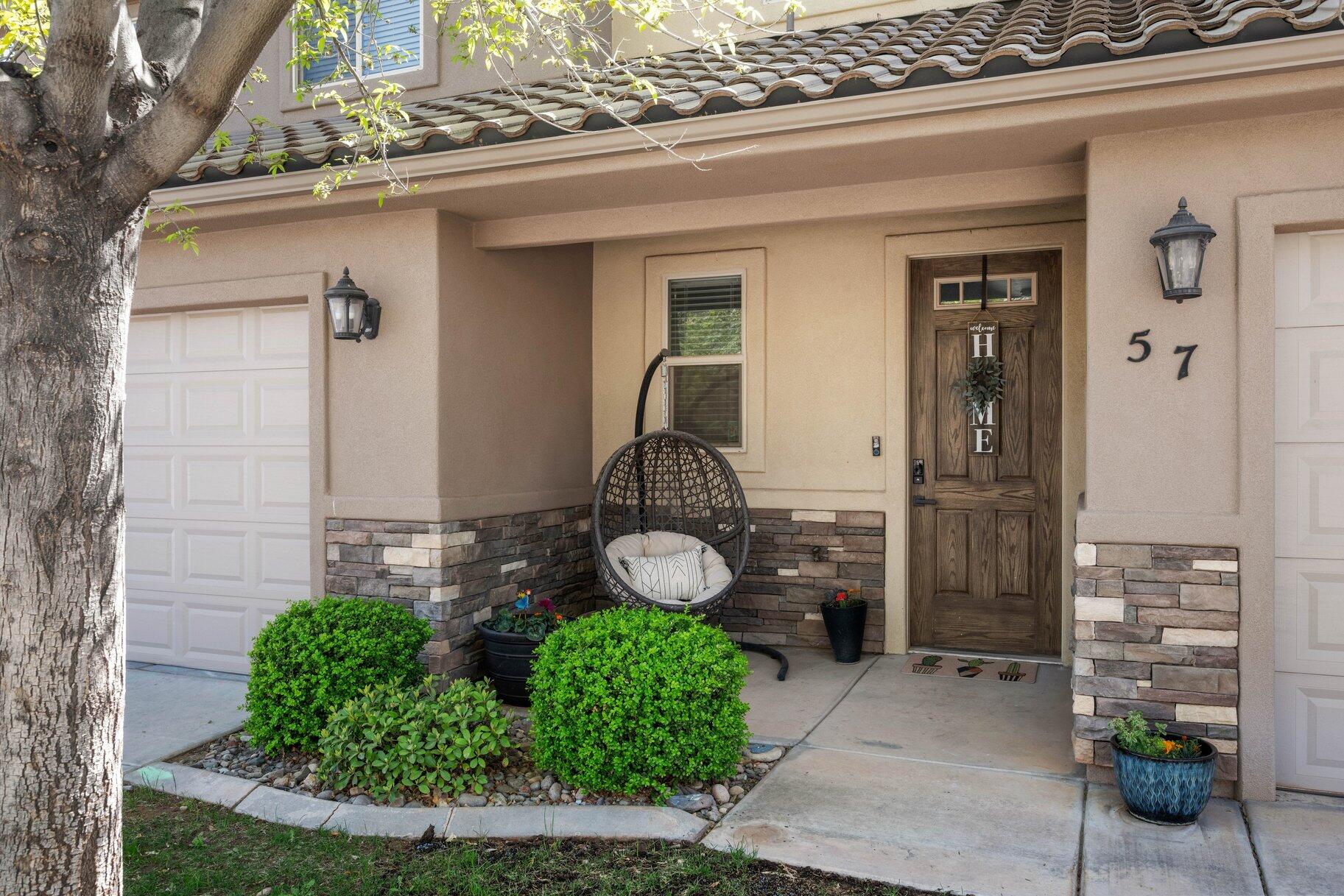 BRISTOL PARK TOWNHOMES - Residential