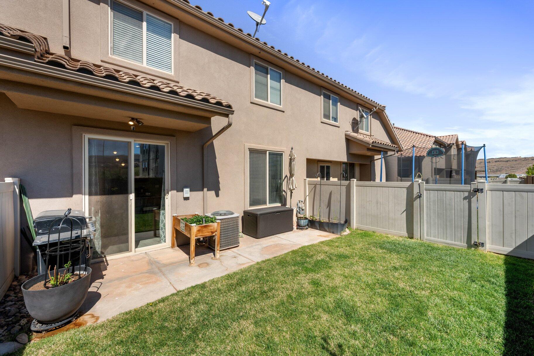 BRISTOL PARK TOWNHOMES - Residential