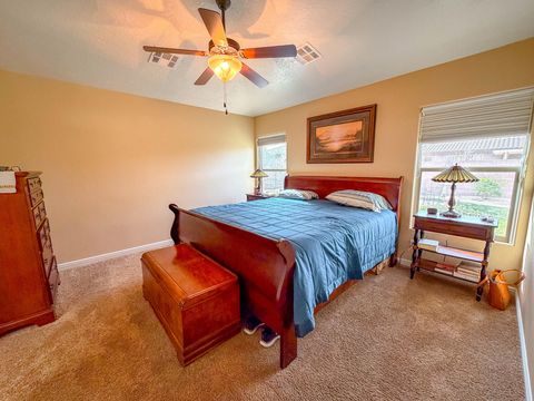 Tiny photo for 3571 W 250 N, Hurricane, UT 84737 (MLS # 26-270334)