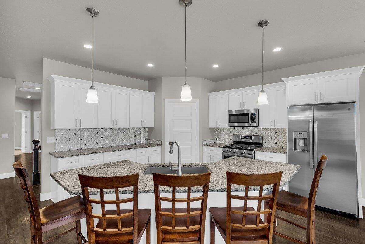 DIXIE SPRINGS - Residential