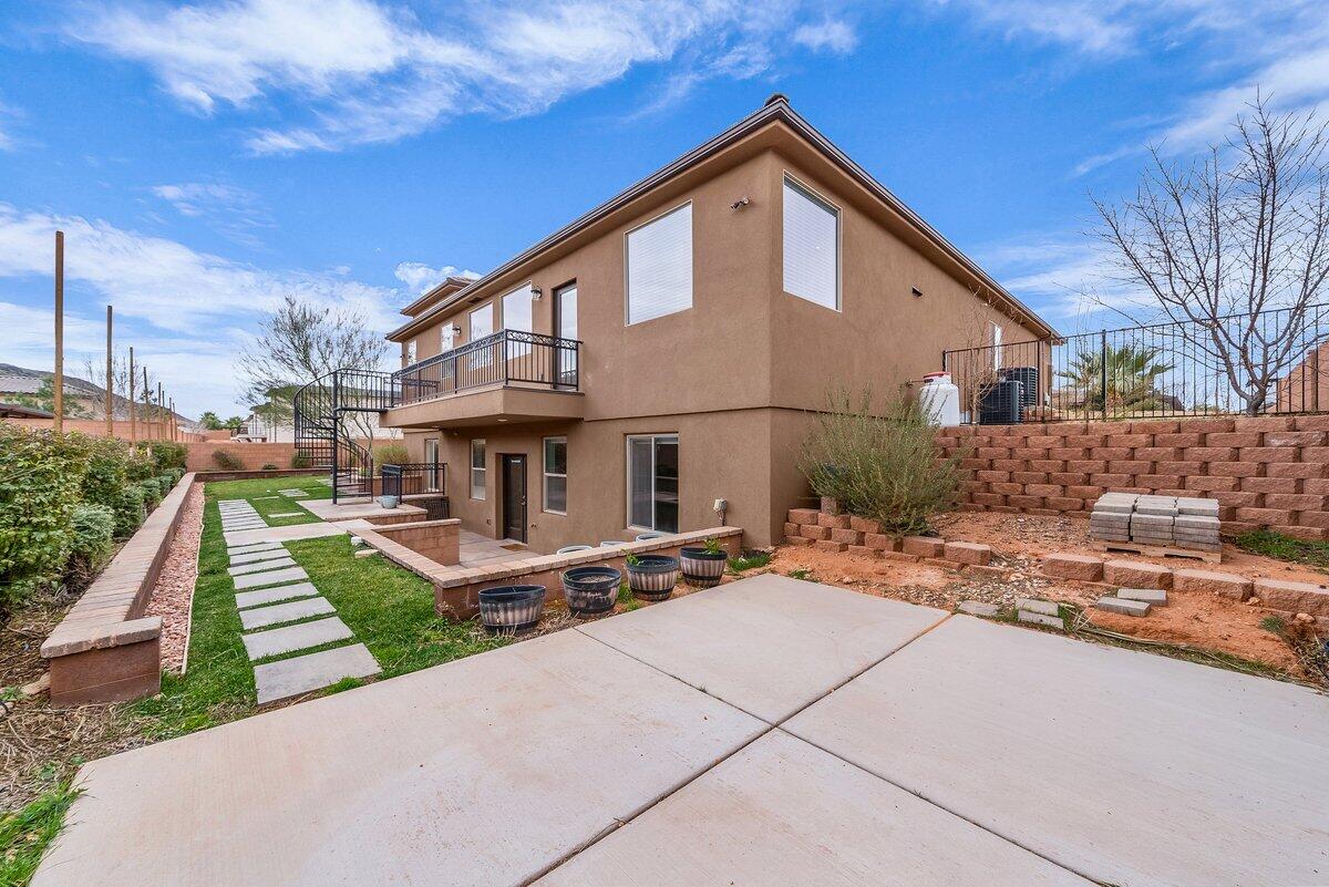 DIXIE SPRINGS - Residential