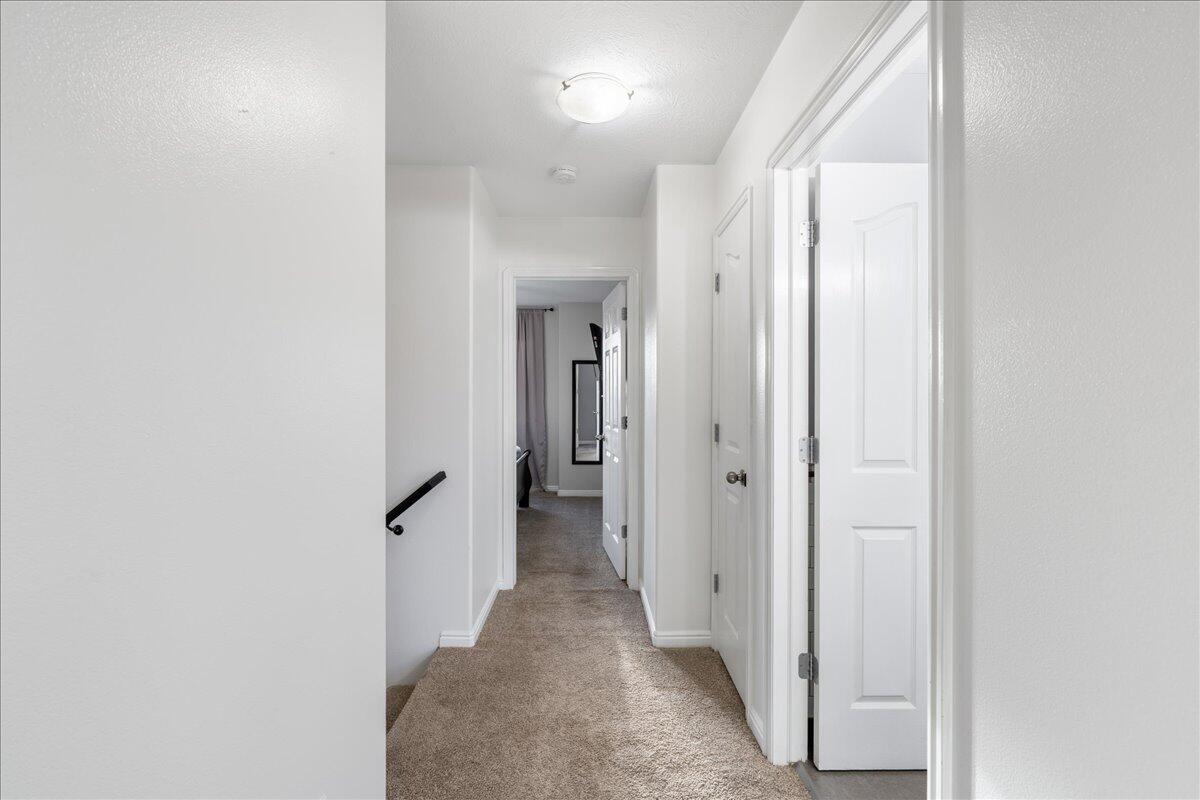 SUNRISE RIDGE - Residential