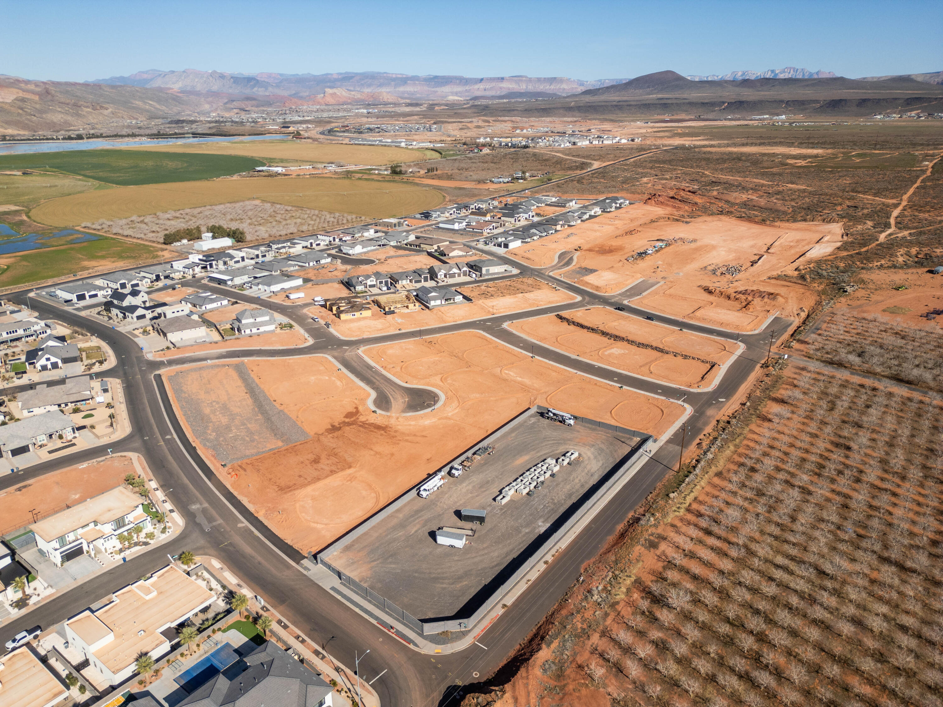 SAND HOLLOW VILLAGE - Land