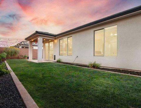 Tiny photo for 4589 S Sophia LN, Washington, UT 84780 (MLS # 26-268516)