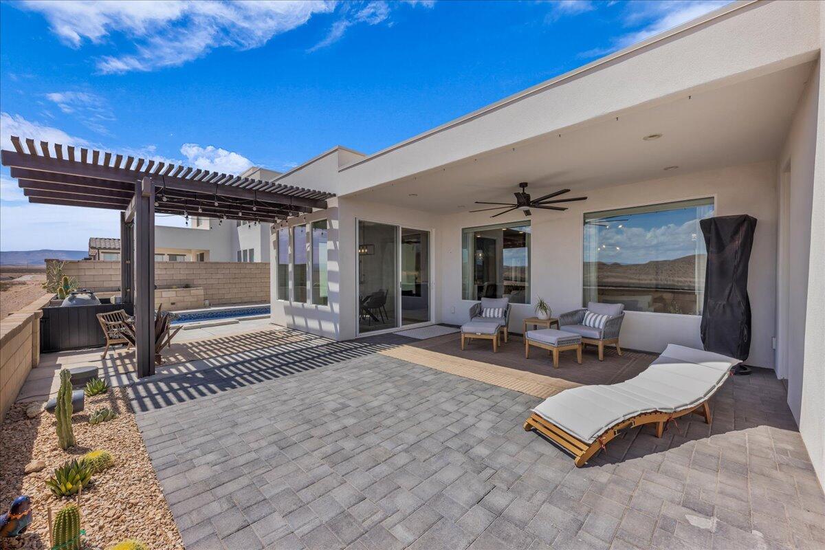 AUBURN HILLS - Residential