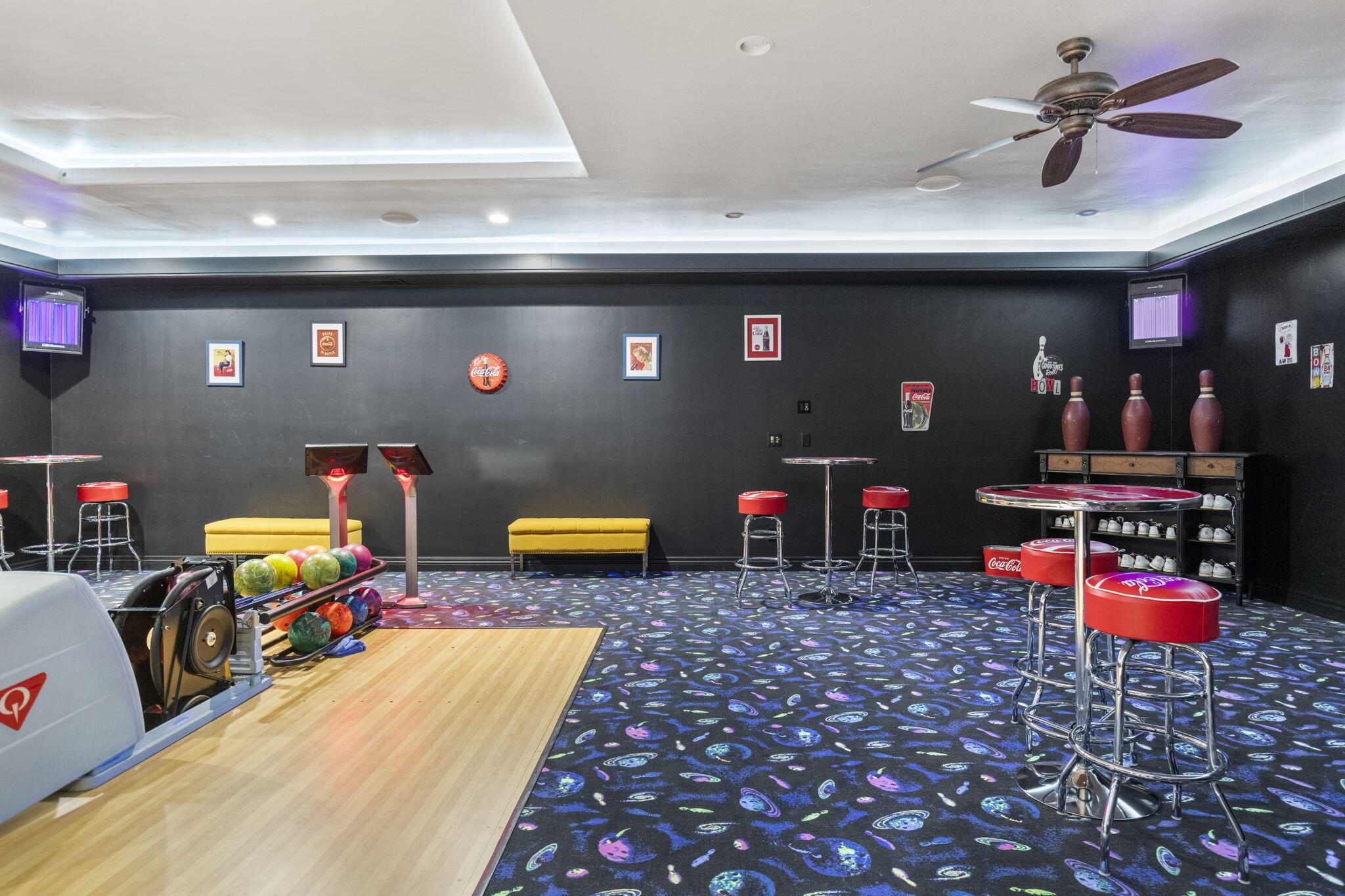 WESTGATE HILLS - Residential