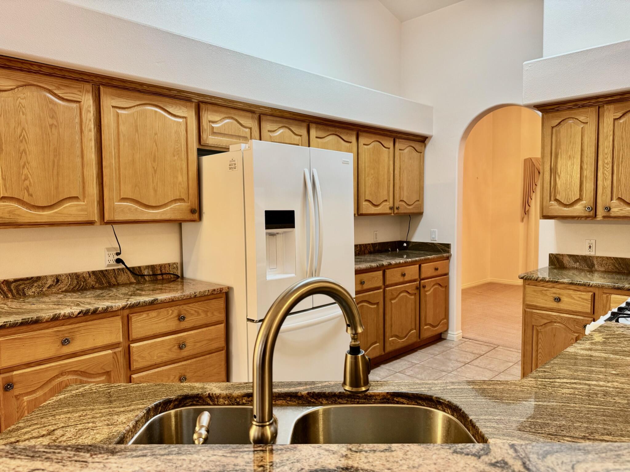 SUNSET PLATEAU - Residential