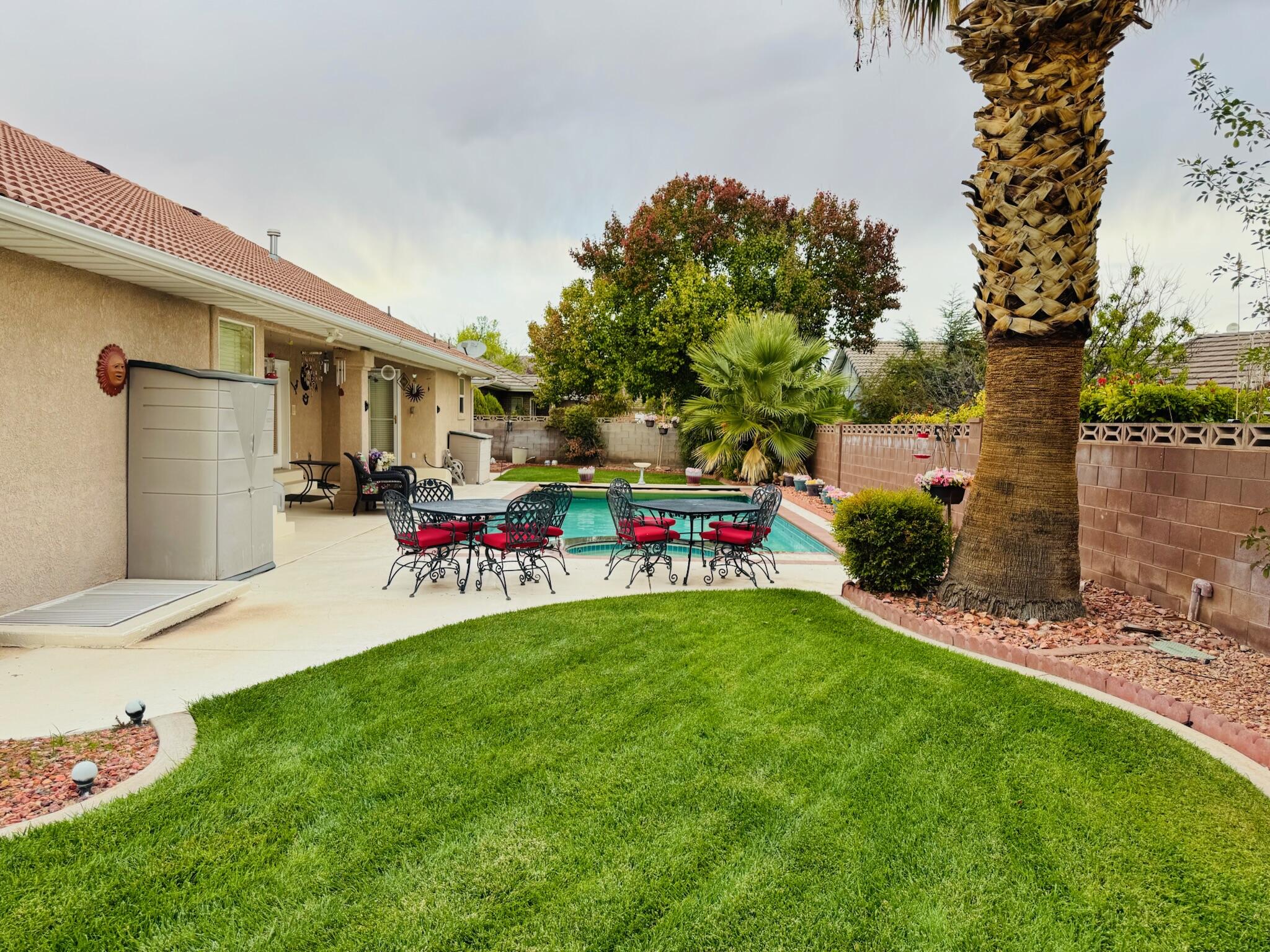 SUNSET PLATEAU - Residential