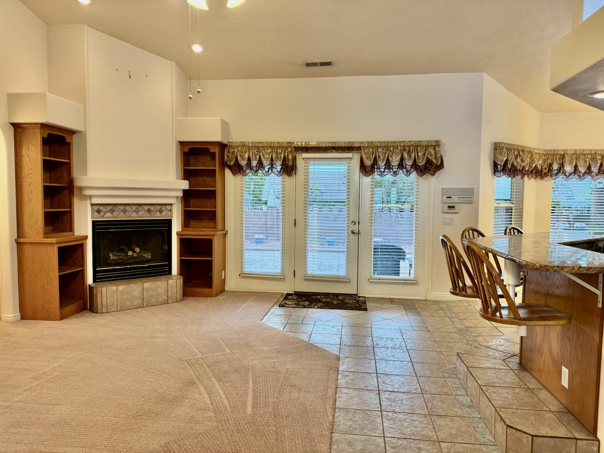 SUNSET PLATEAU - Residential