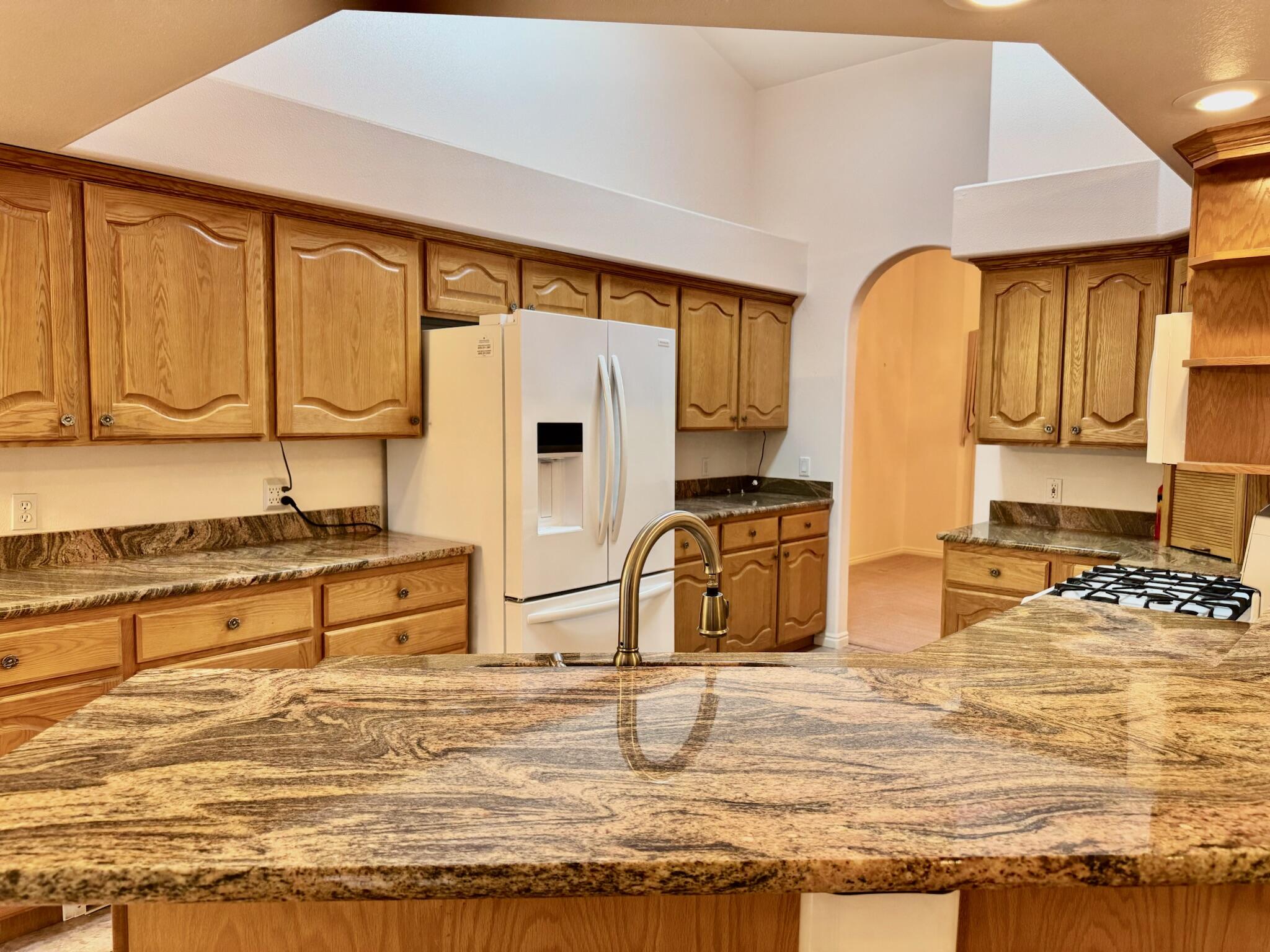 SUNSET PLATEAU - Residential