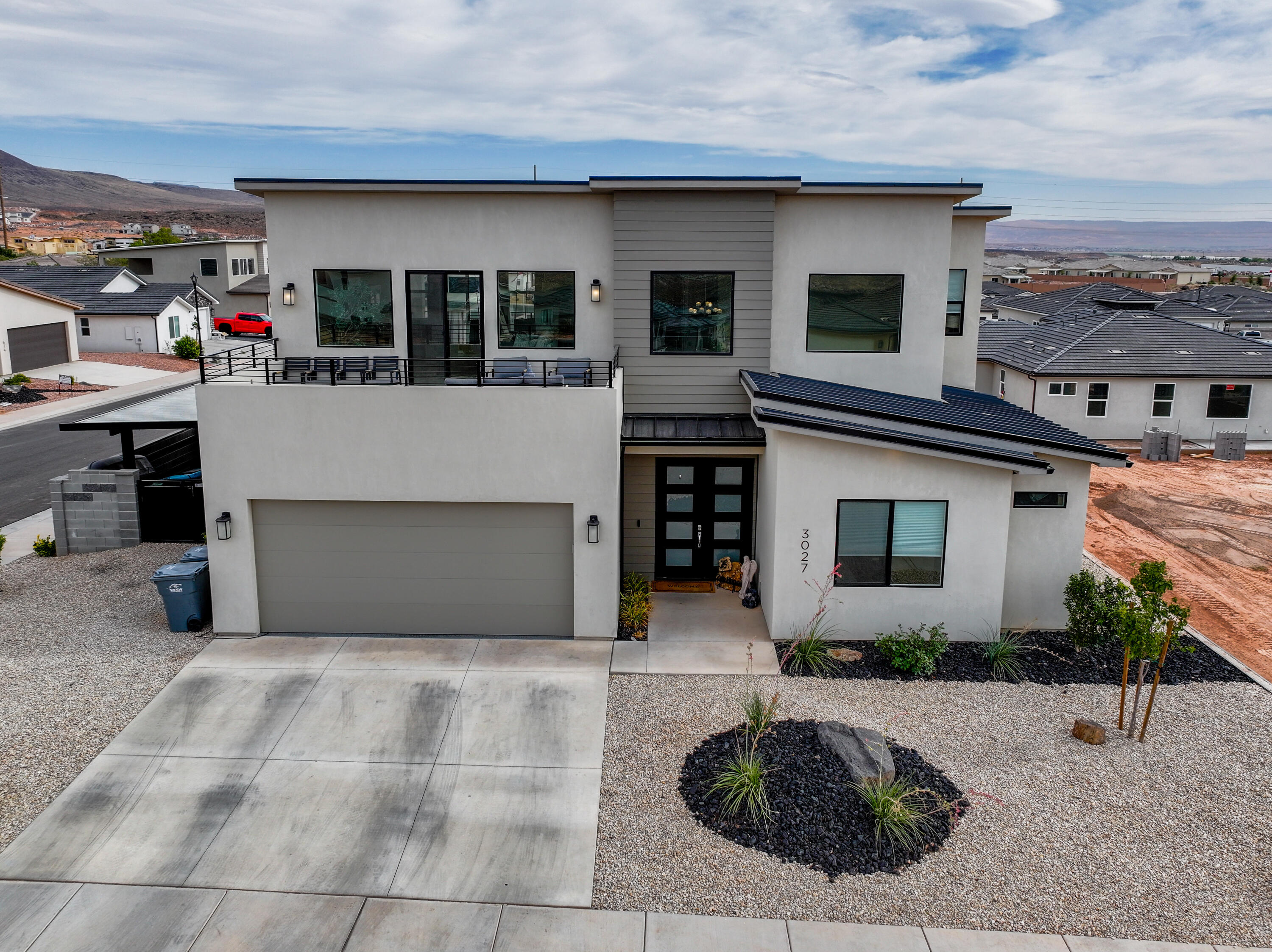 PEREGRINE POINTE WEST - Residential