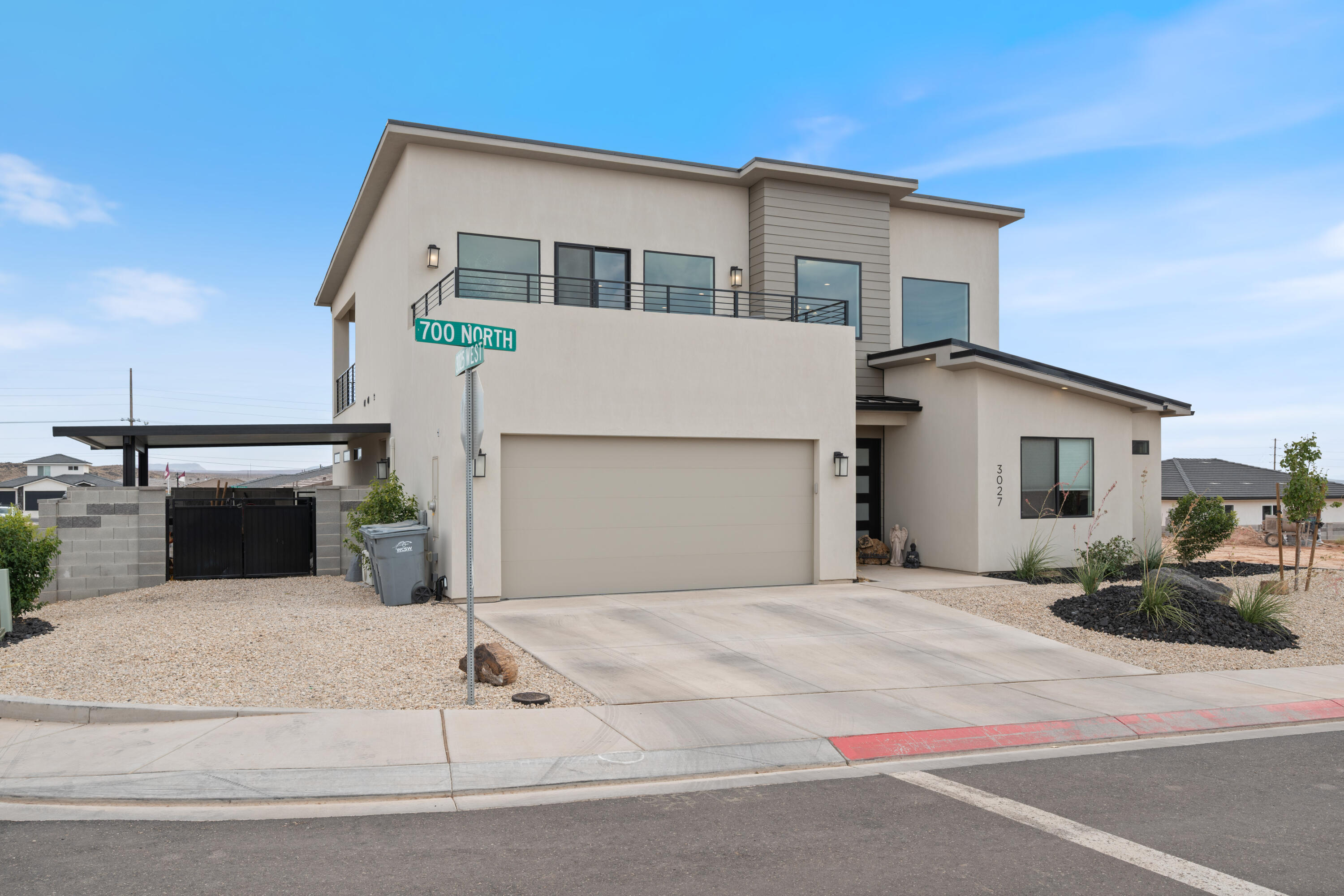 PEREGRINE POINTE WEST - Residential