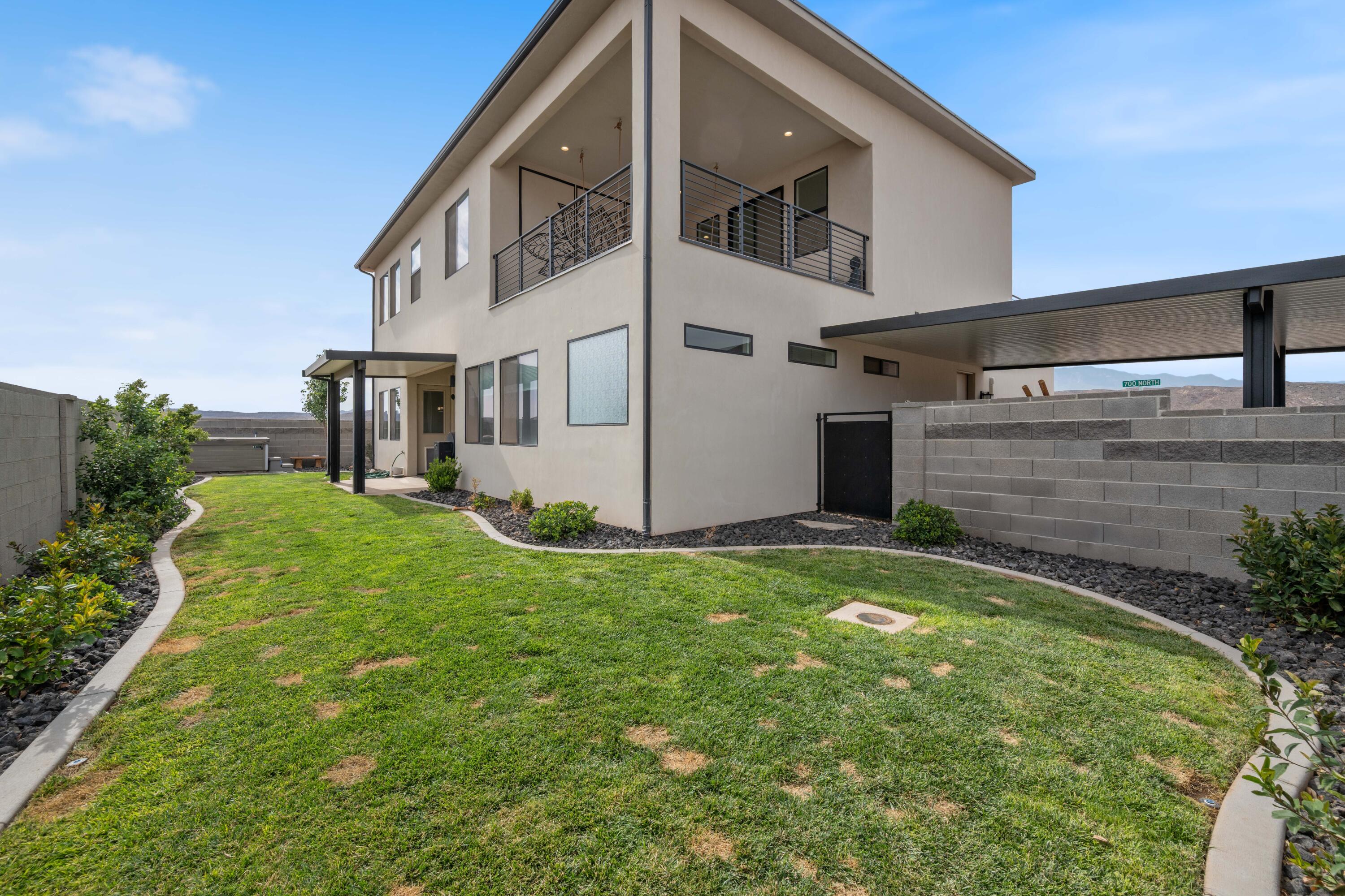 PEREGRINE POINTE WEST - Residential