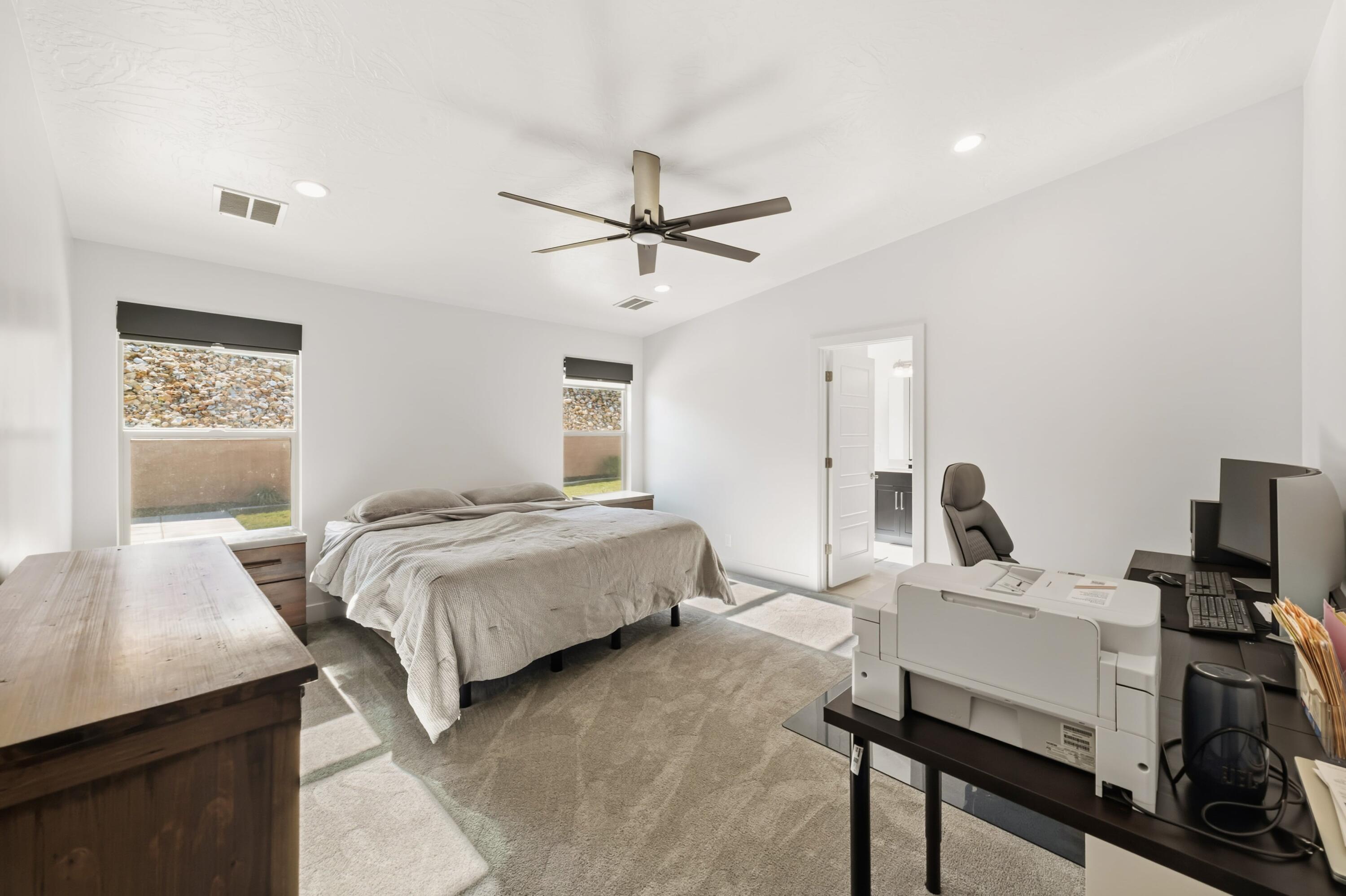 SAND RIDGE - Residential