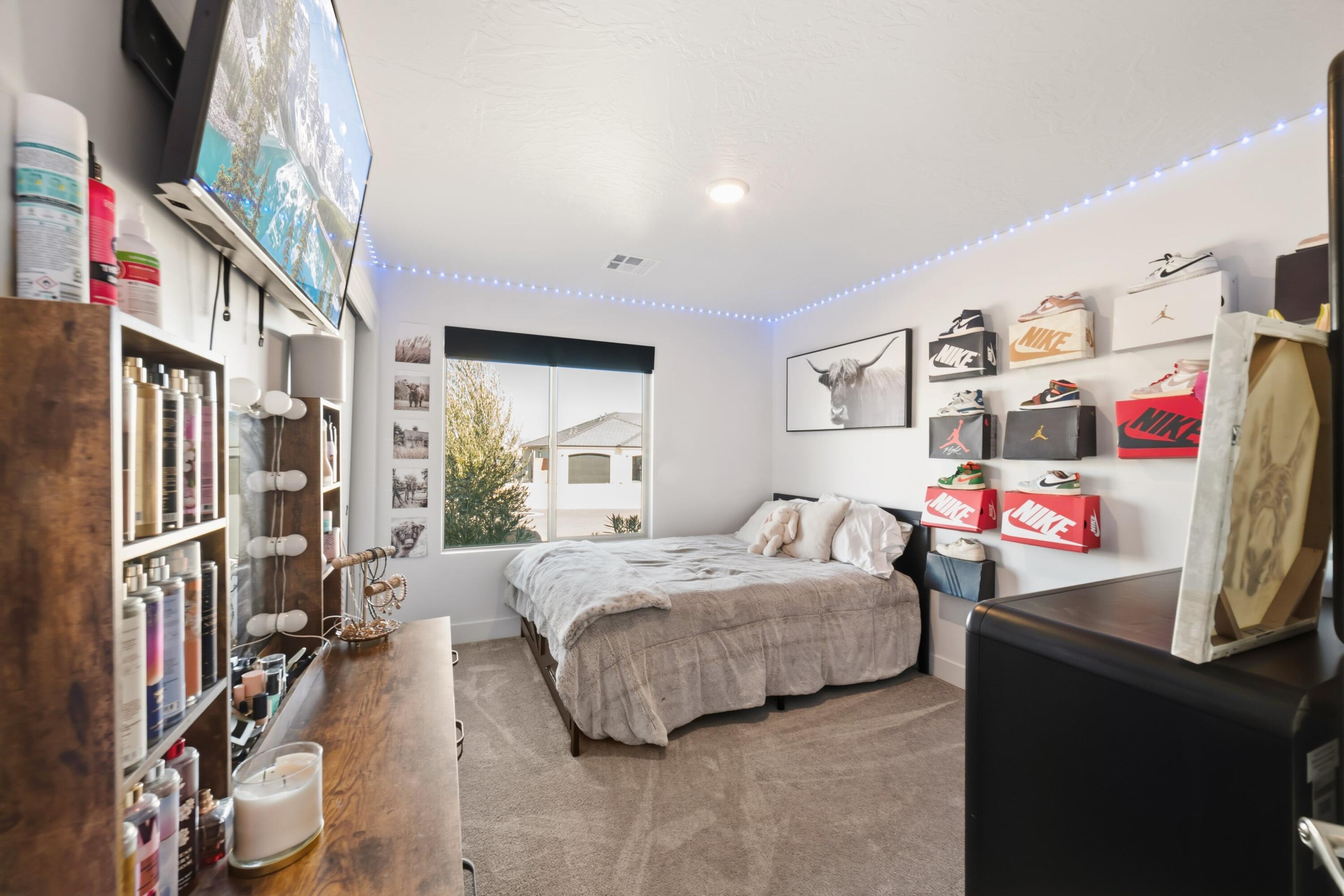 SAND RIDGE - Residential