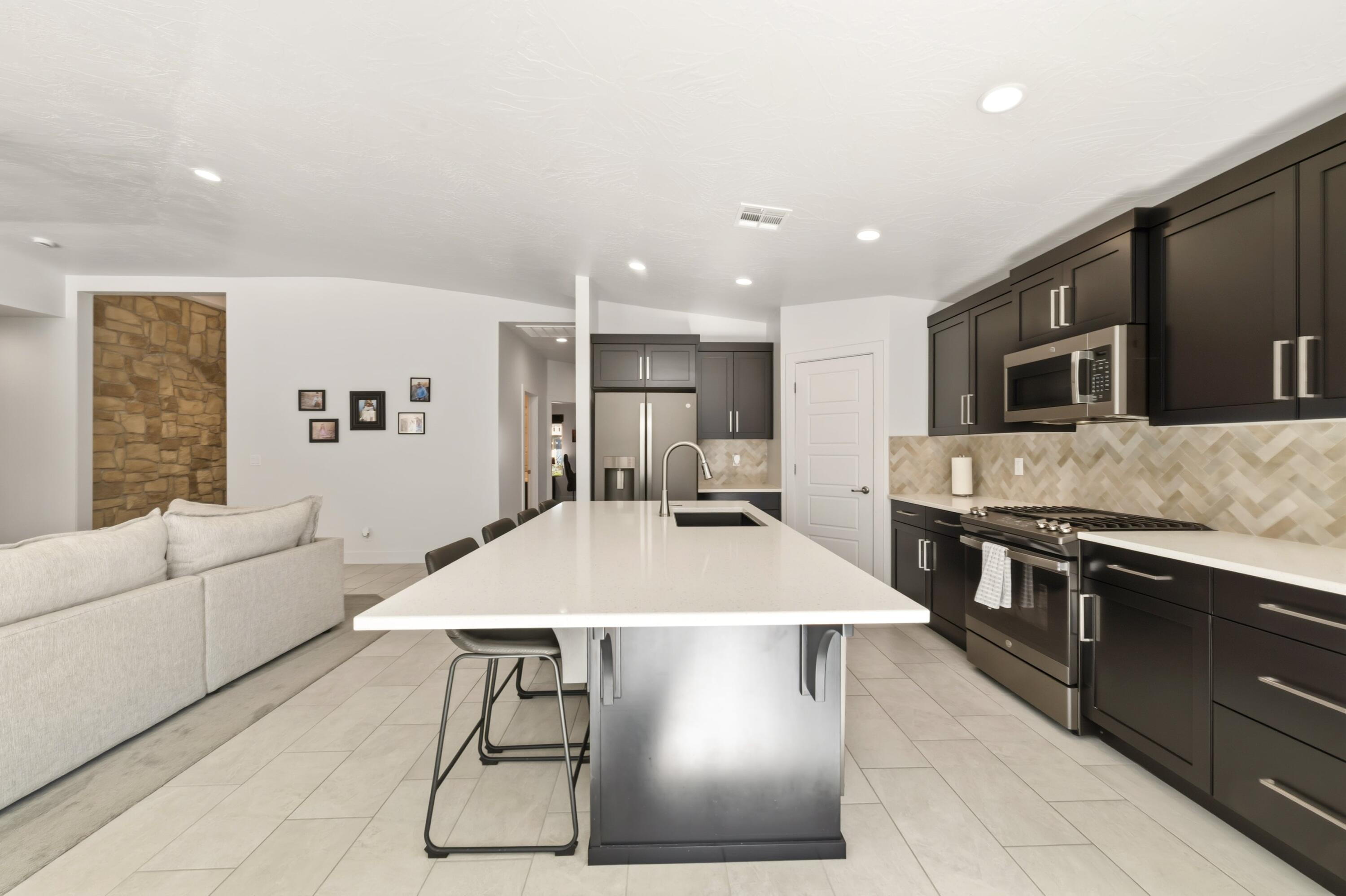 SAND RIDGE - Residential