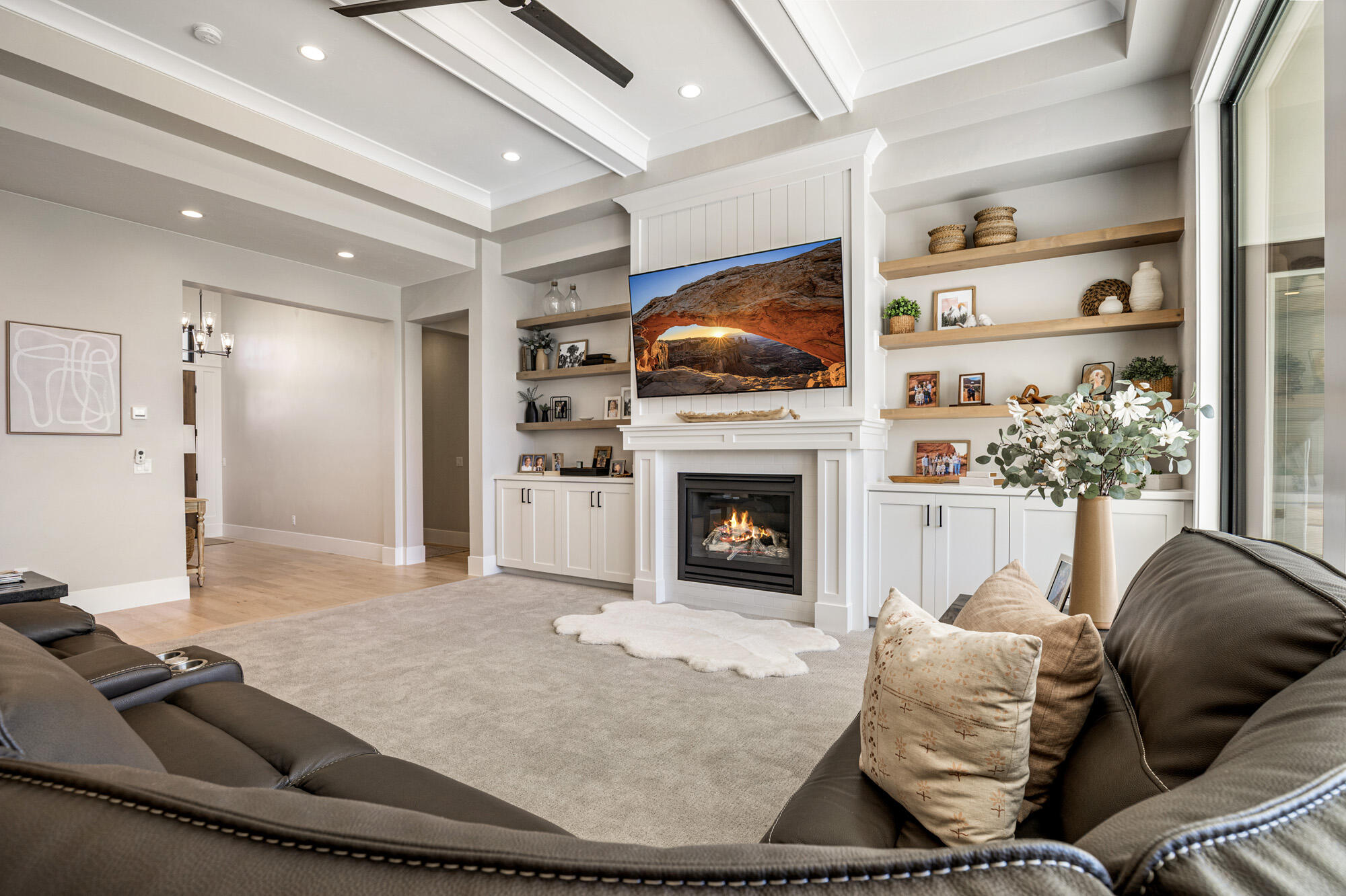 WASHINGTON VISTA - Residential