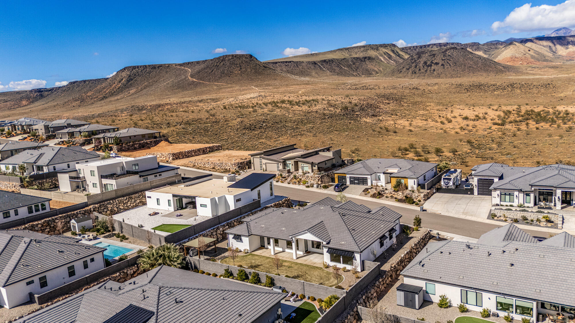 WASHINGTON VISTA - Residential