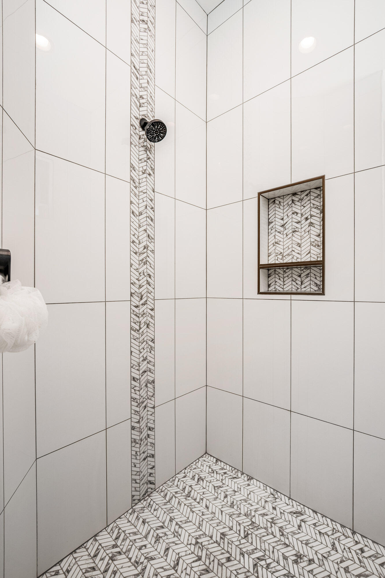 WASHINGTON VISTA - Residential