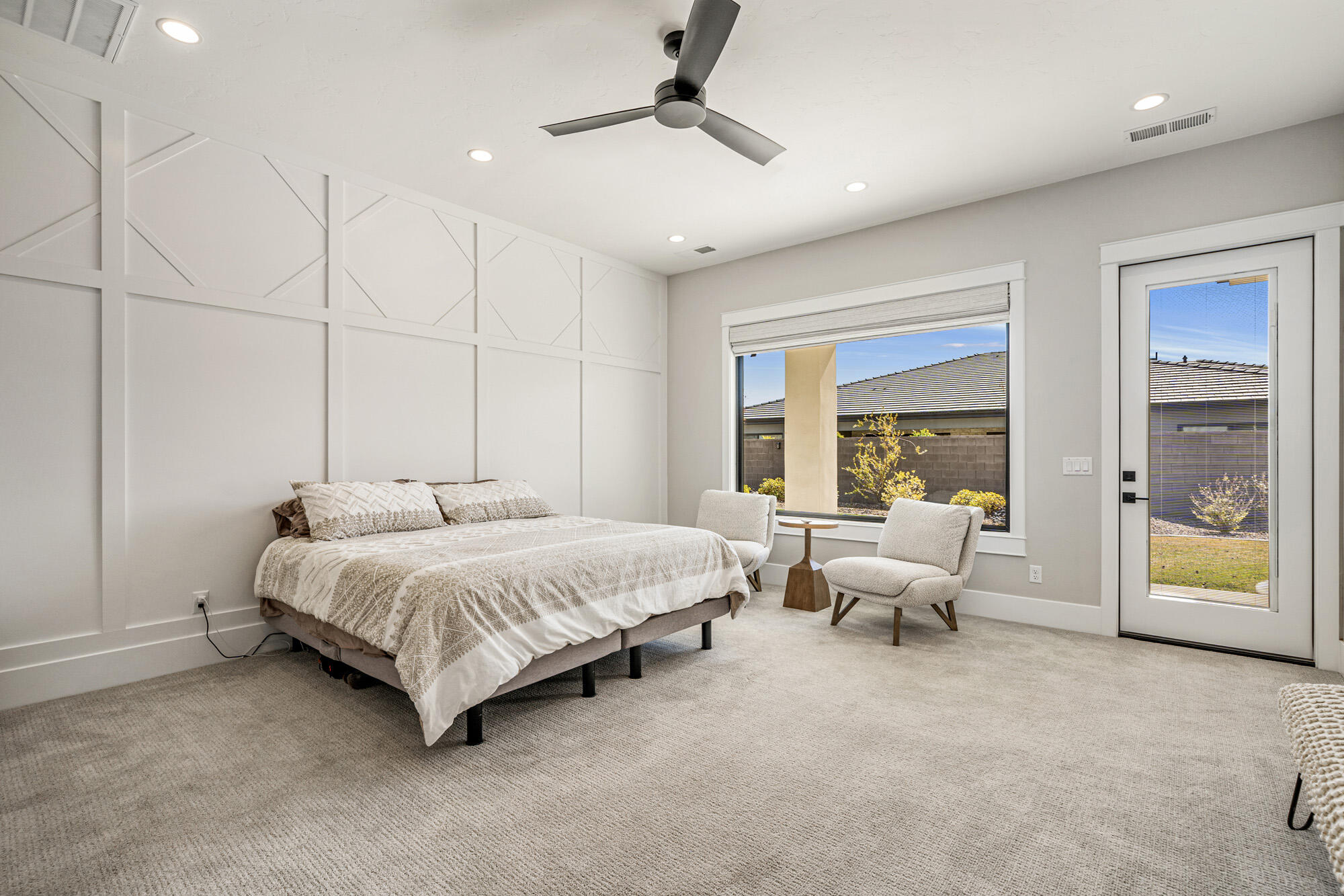 WASHINGTON VISTA - Residential